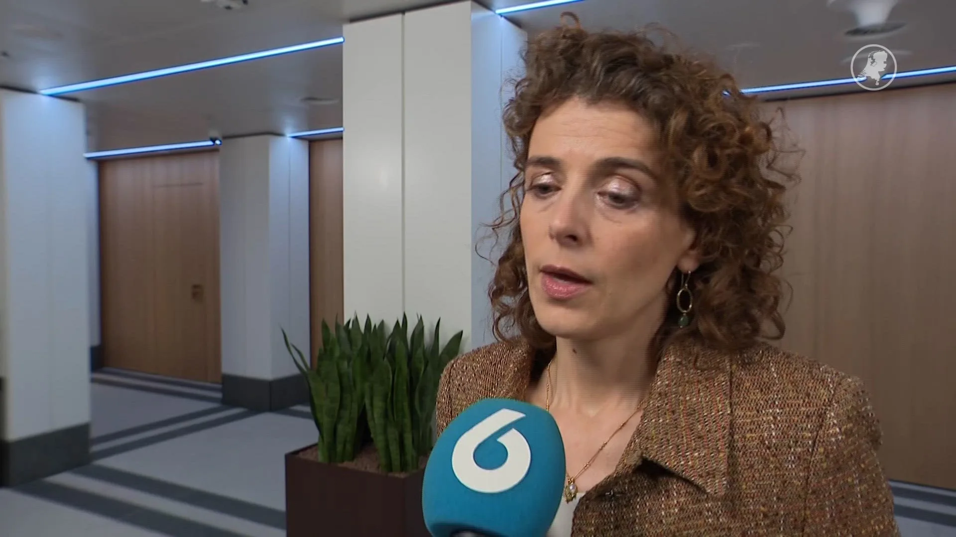 Gezondheidsminister Hermans over te veel asbest in speelzand: 'Neem zekere voor onzekere'