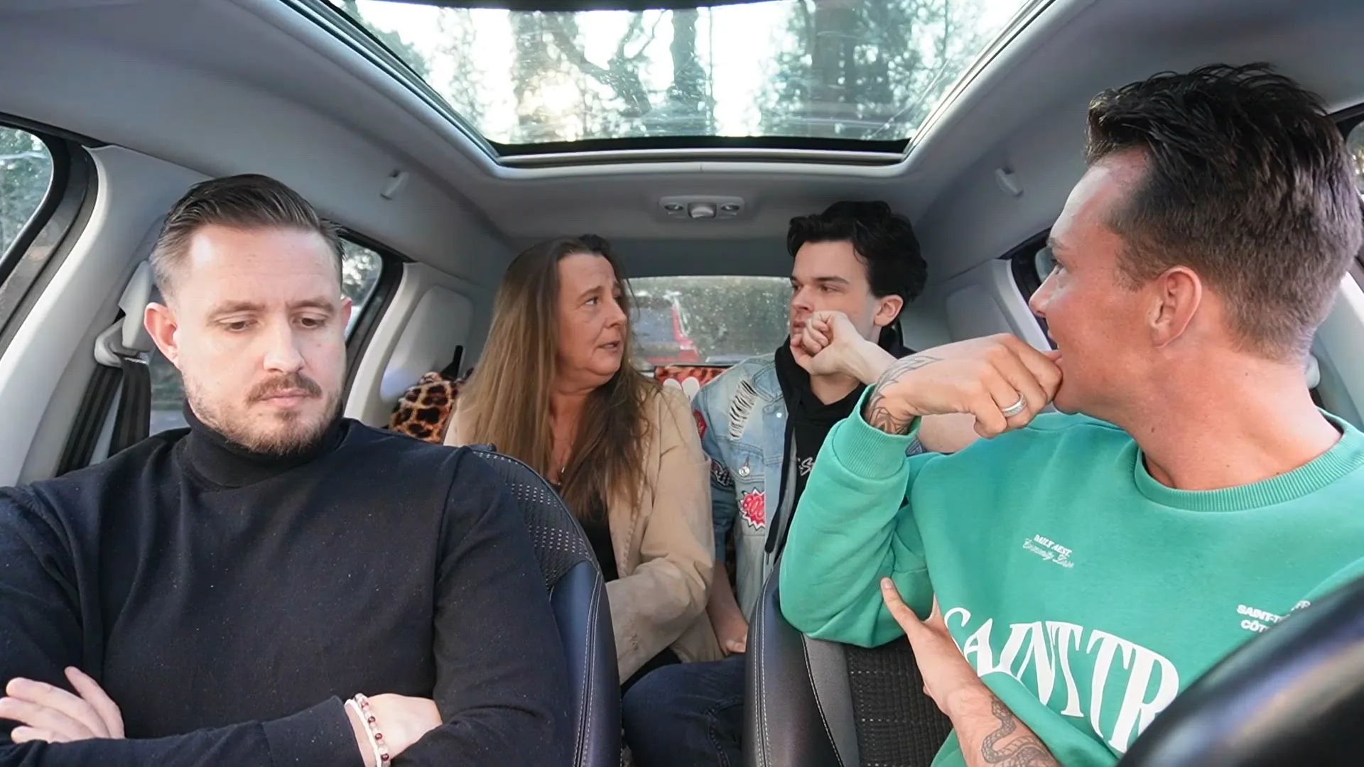 Daisy heeft Thomas en Chess aangesproken: 'Wat ben jij aan het doen?'