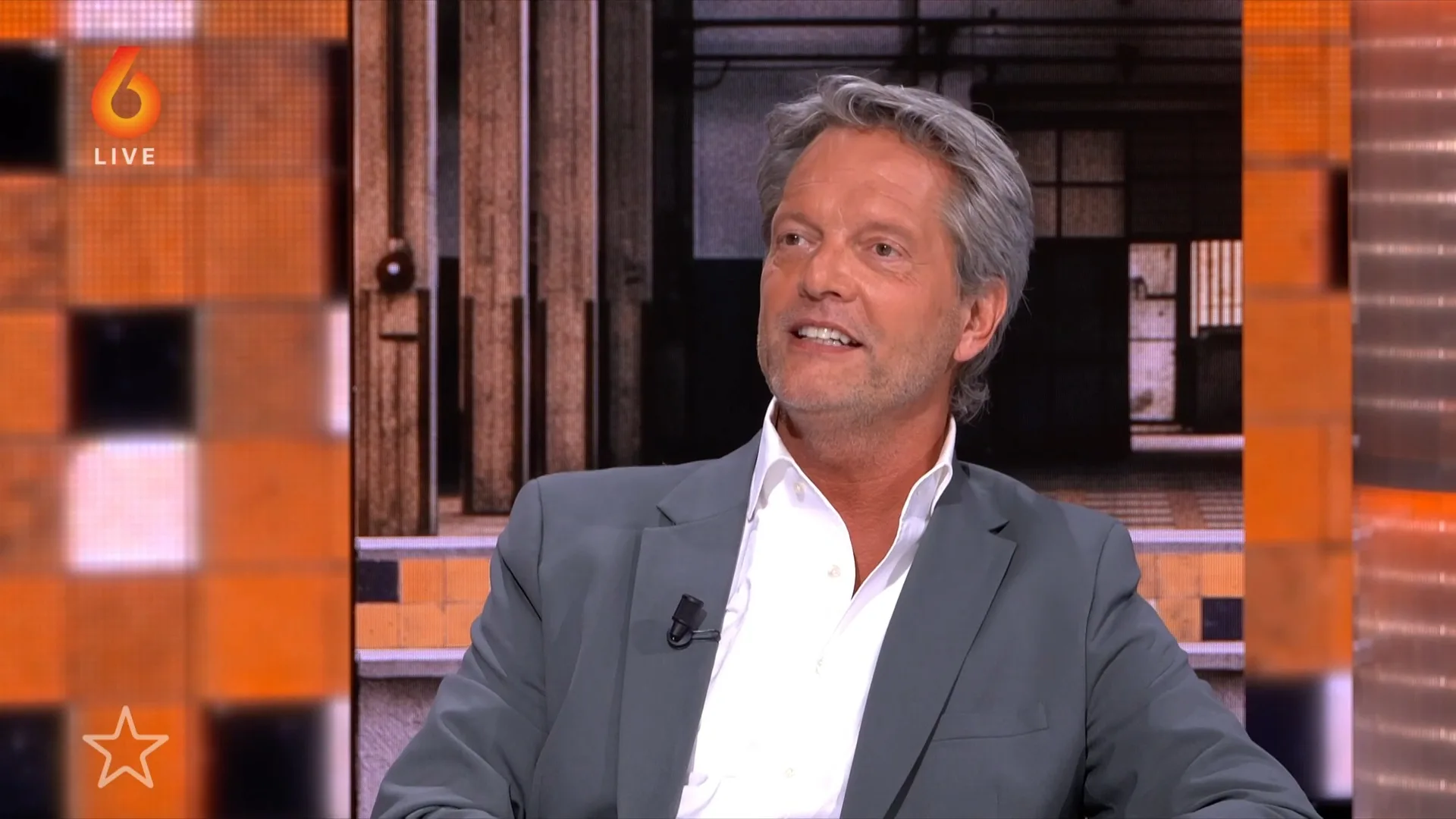 Yves Berendse ontwijkt vragen rond liefdesleven: 'Vertel gewoon ff'