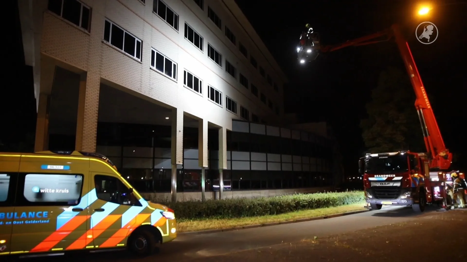 Explosie en brand in appartement in Apeldoorn, 1 gewonde