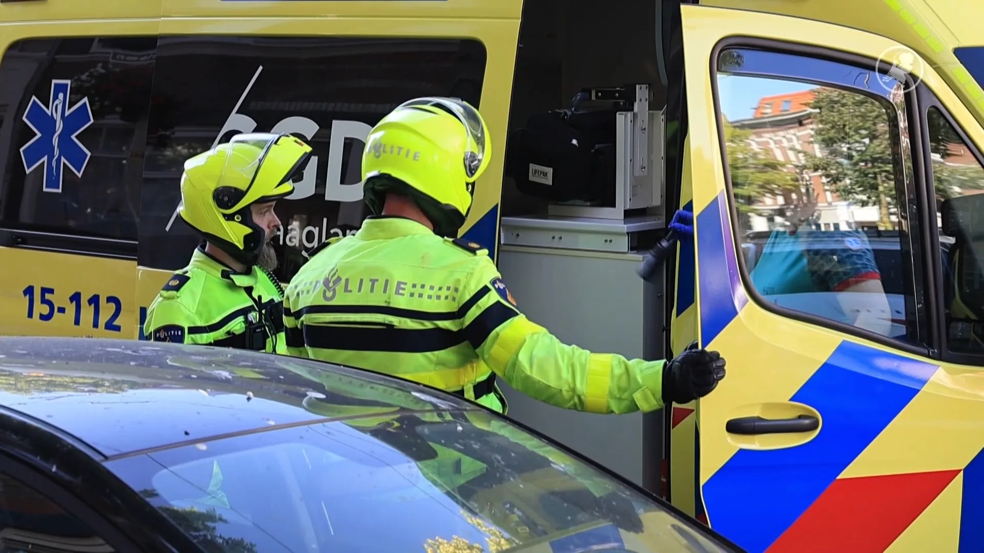 Voor tweede dag op rij ambulancepersoneel mishandeld in Den Haag