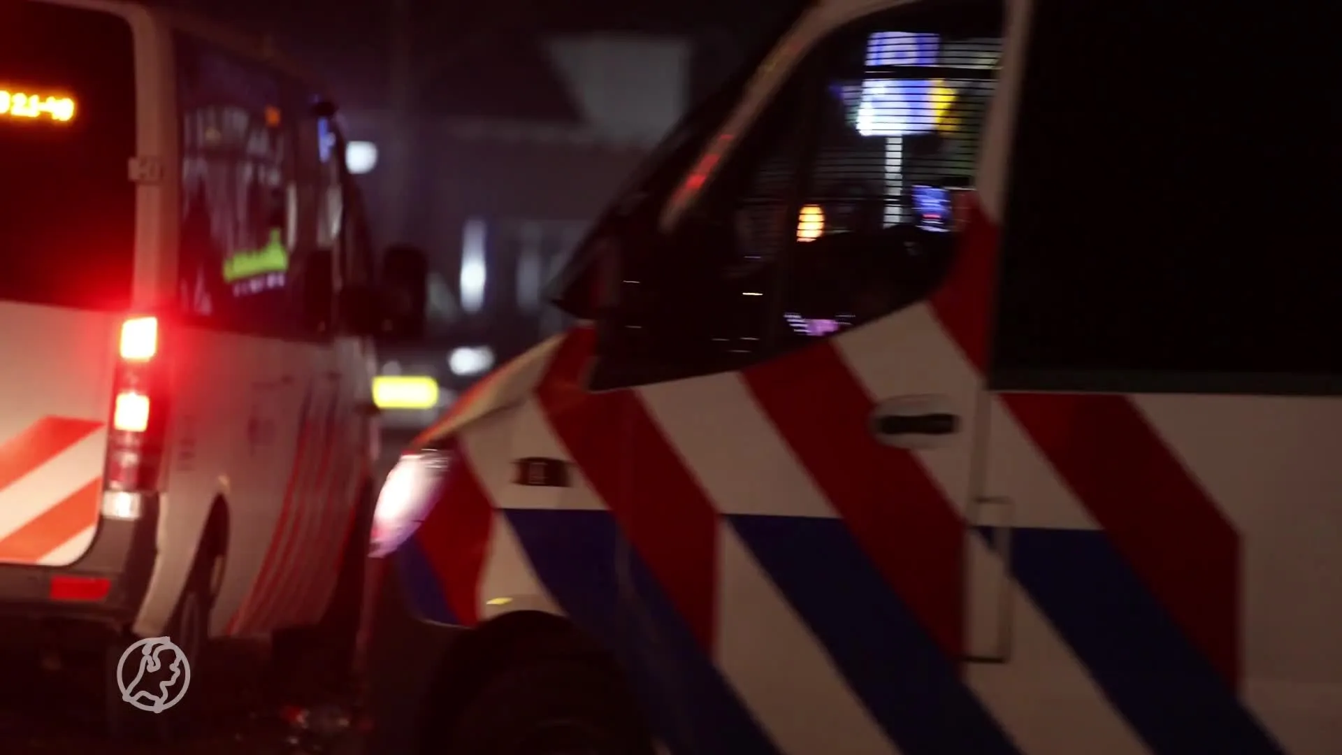 Wijkagent Julian: 'Collega's tijdens jaarwisseling bizar vaak bekogeld met vuurwerk'