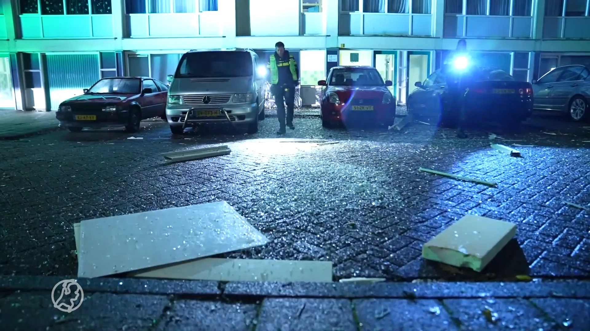 Evacuaties en een lichtgewonde door explosie bij woning Spijkenisse