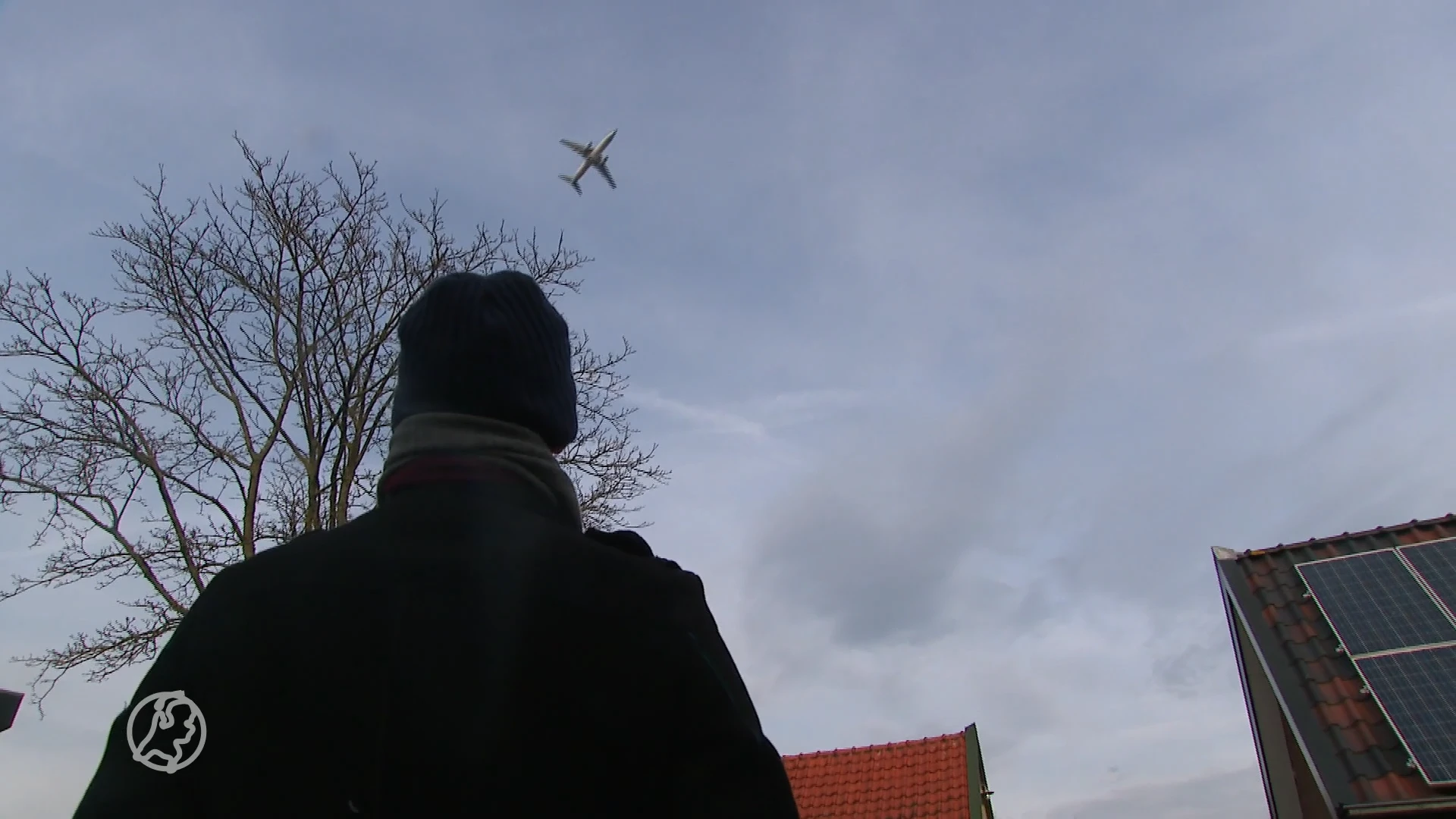 Jan daagt Staat voor rechter om vliegverkeer Schiphol