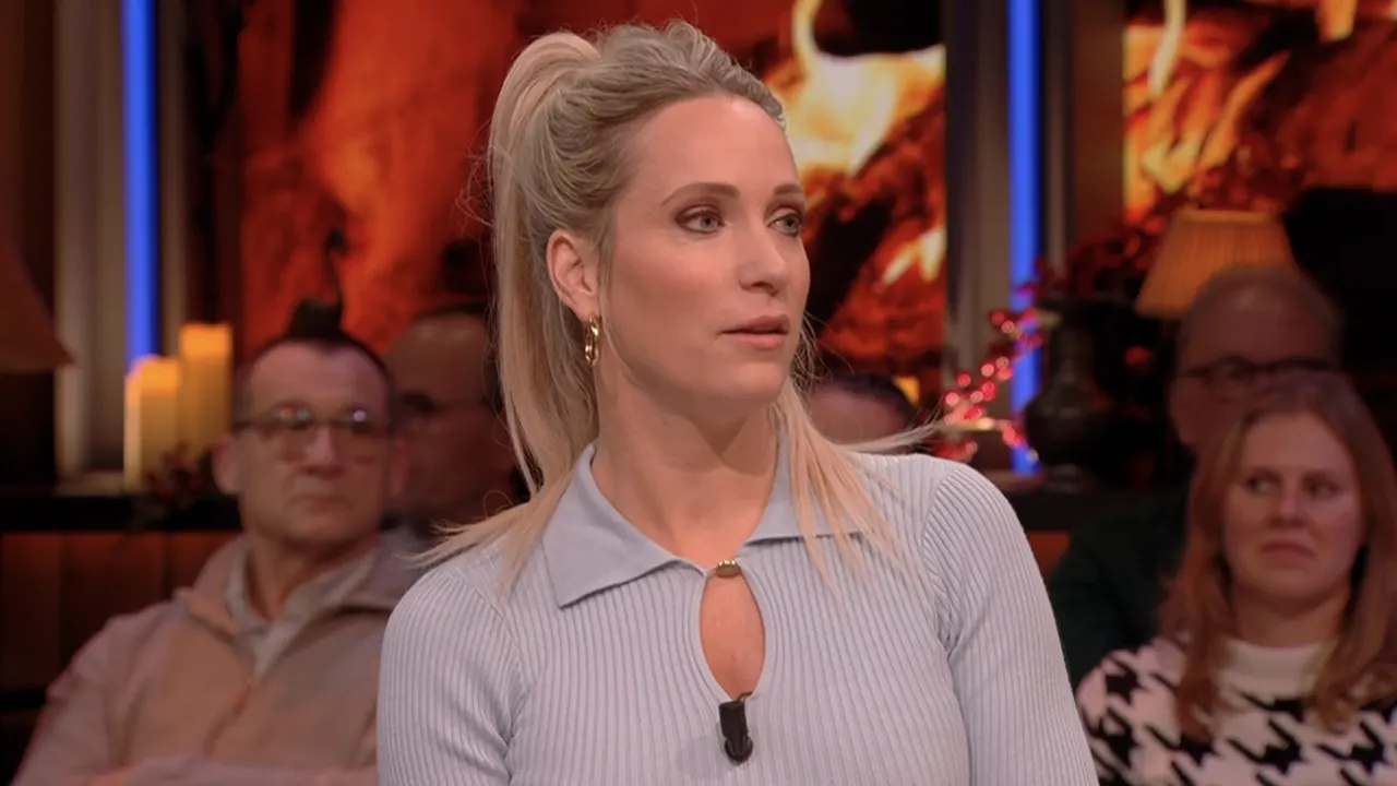 Hélène tegen De Oranjewinter-tafelgast: 'Ik ben écht heel teleurgesteld in jou'
