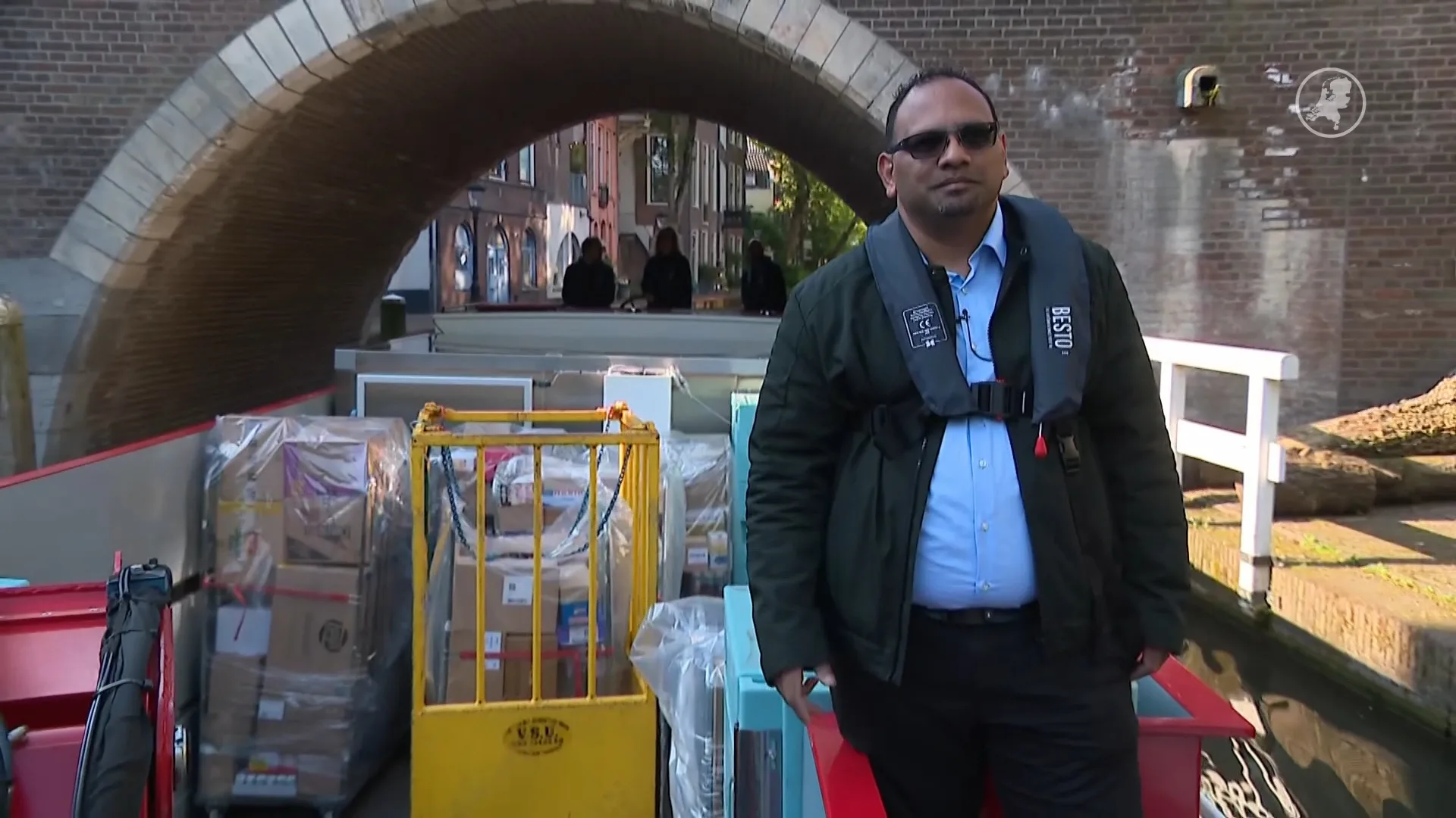 Supermarkt krijgt voorraad per boot