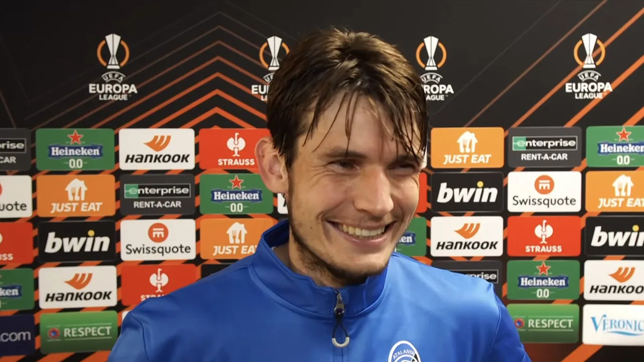 De Roon geniet van ruime overwinning op Liverpool: 'Voor in de geschiedenisboeken'