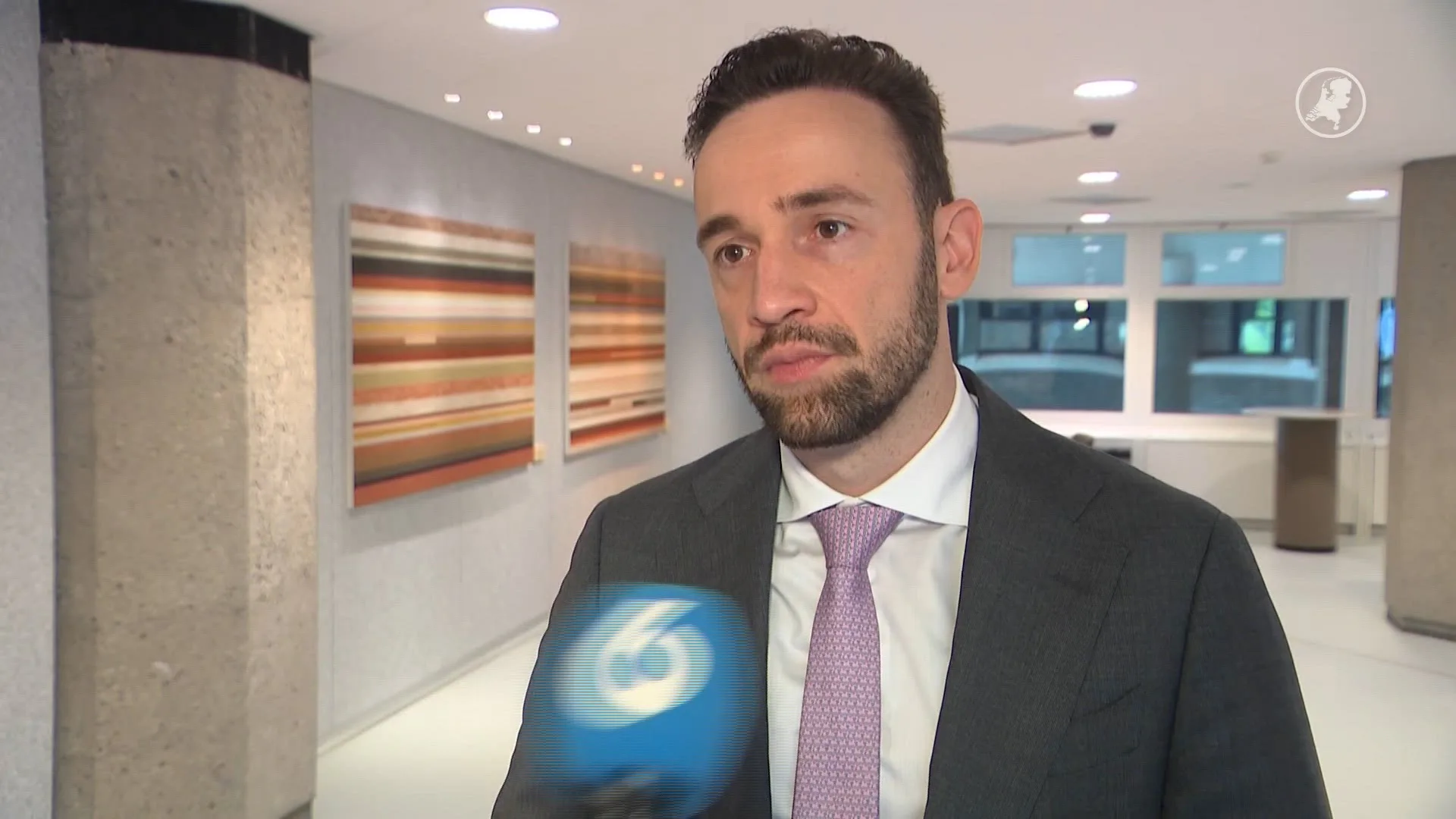Erkens dreigt Kamer te passeren om wolvenaanpak door te voeren