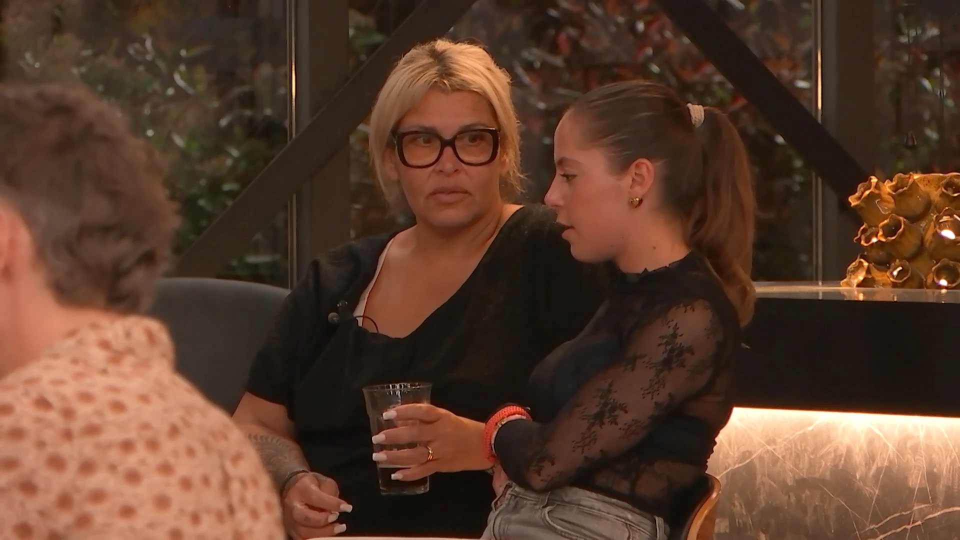 Mila is duidelijk over haar grenzen