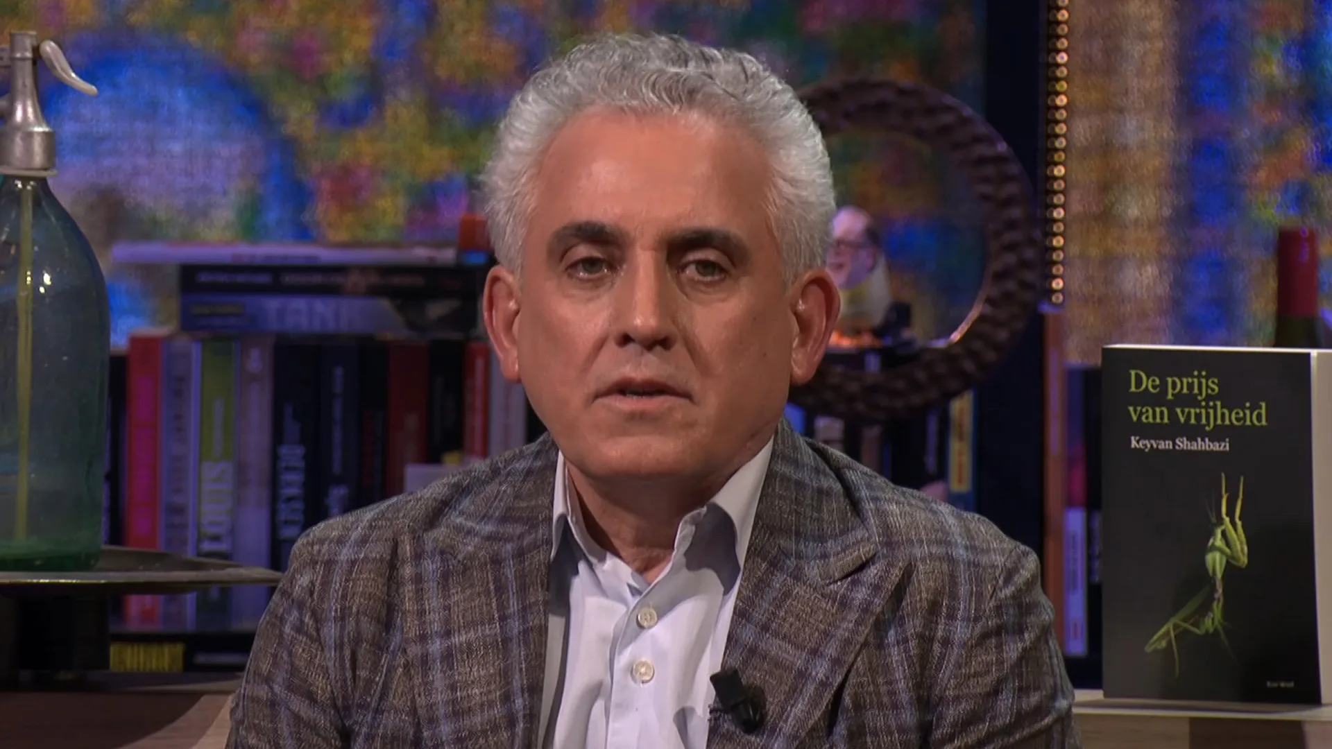 Keyvan Shahbazi erg verbaasd door stilte in Nederland over Iran: ‘Enorme massamoord gaande’