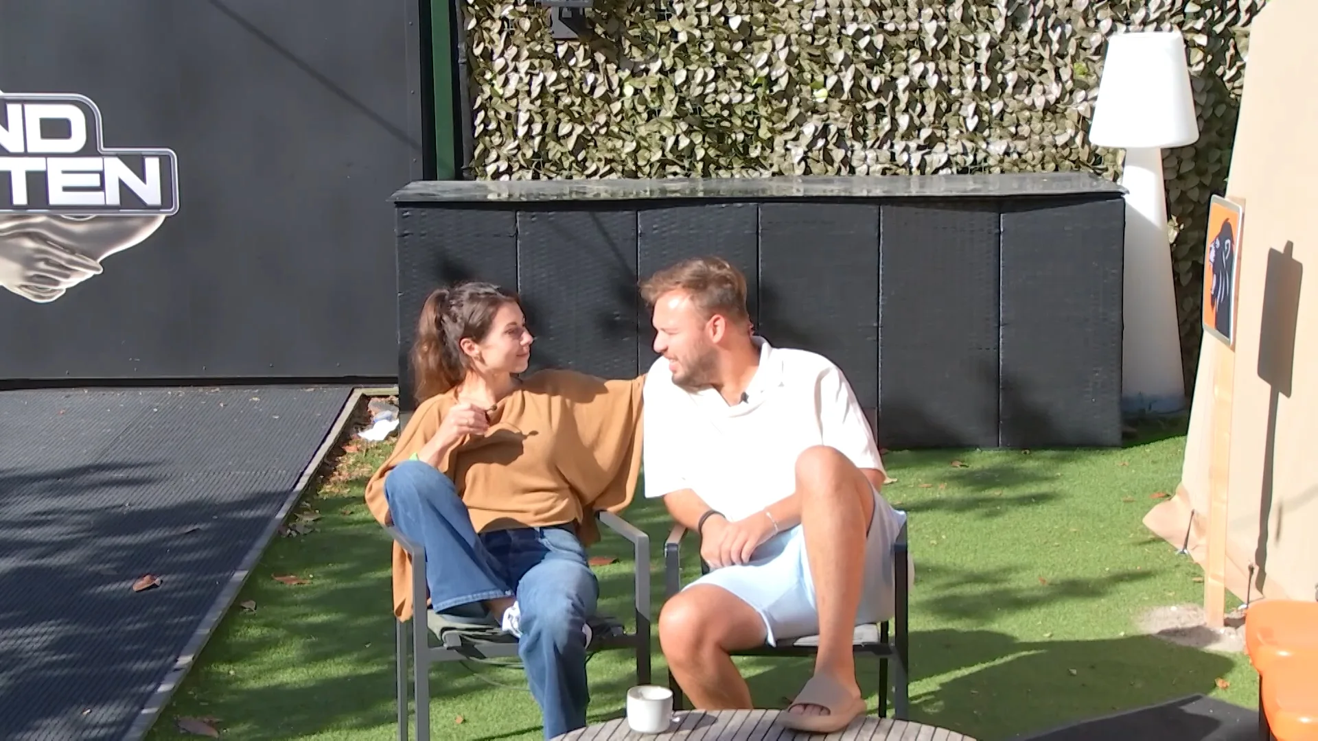 Délano is benieuwd naar Beau haar verhaal