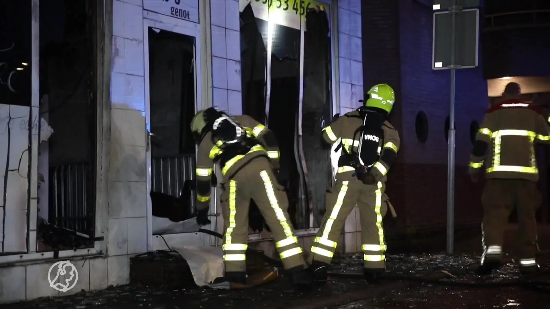 Onrustige nacht in Apeldoorn: explosie en autobrand, politie vermoedt opzet