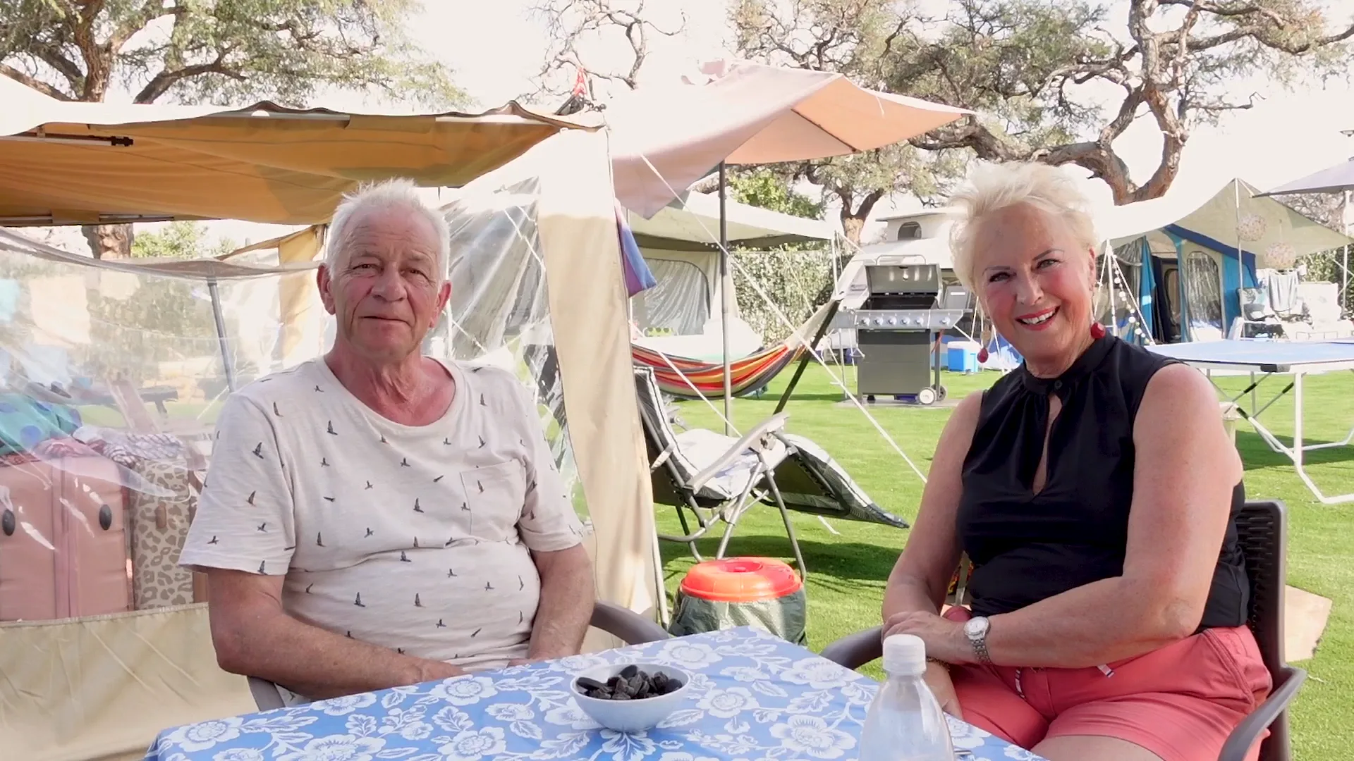 Welkom bij de Heimweetjes! Leer Dirk & Jolanda nog iets beter kennen en ontdek of ze last hebben van heimwee…