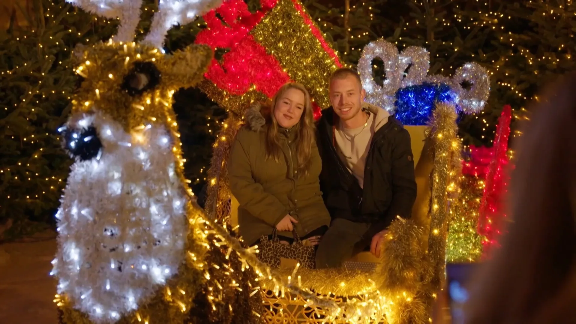 De tweeling gaat een weekendje naar Valkenburg
