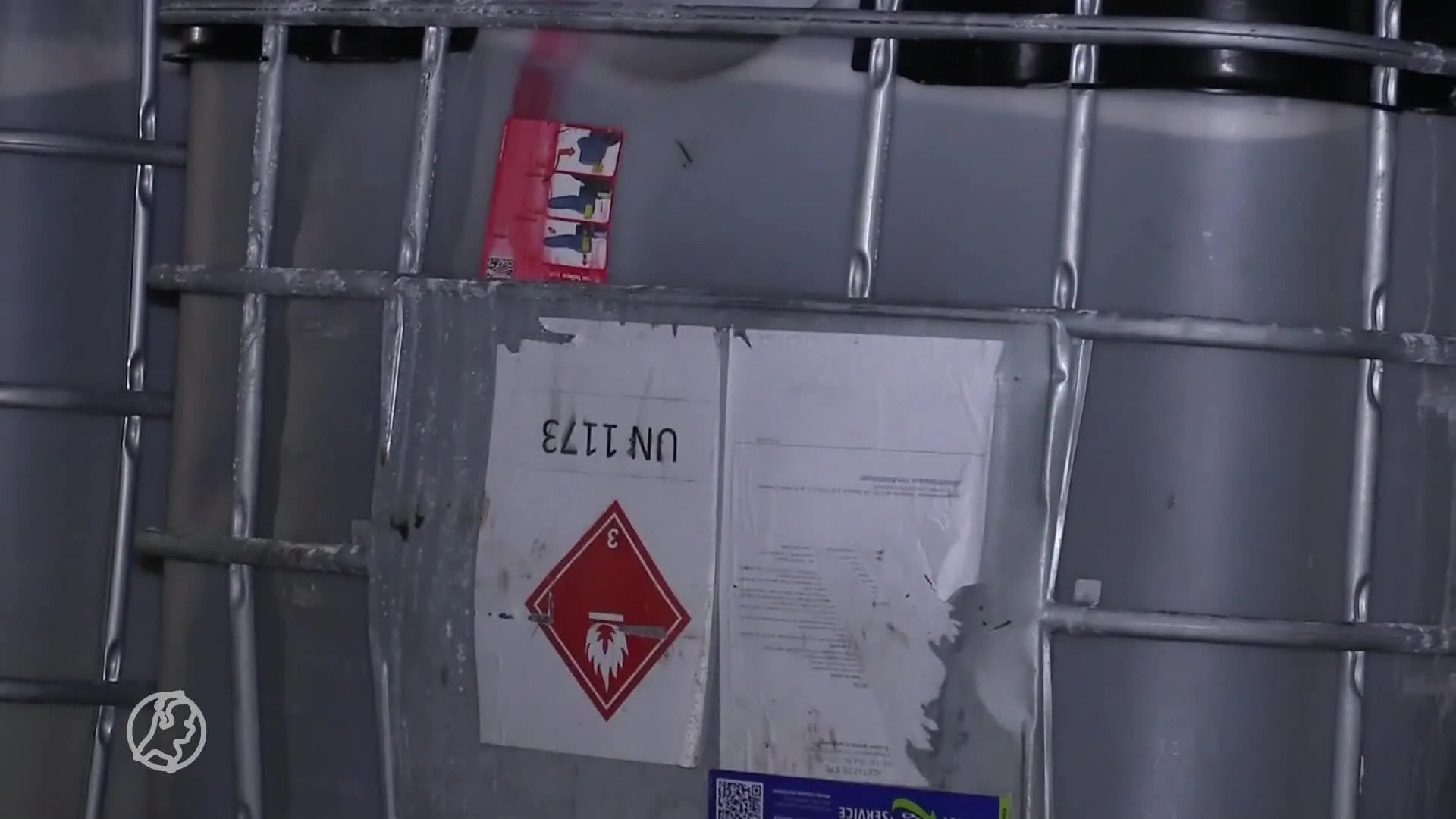 3000 liter vermoedelijk drugsafval gedumpt bij Enschede