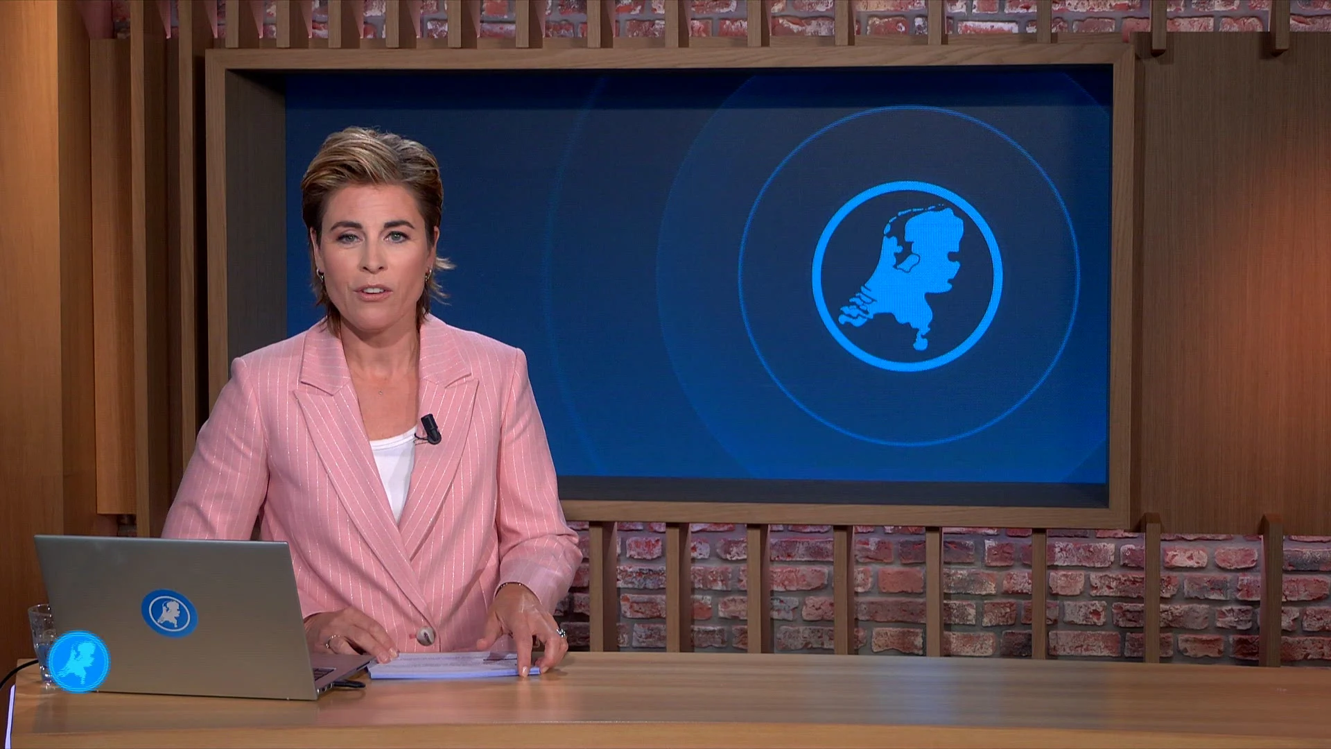 Spoedoverleg kabinet en gemeenten over protesten azc's