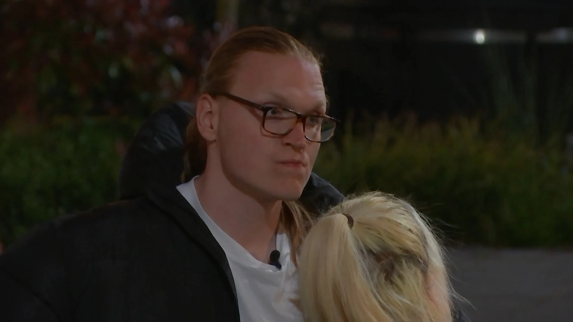 Melvin wil bij Roland in een bondje