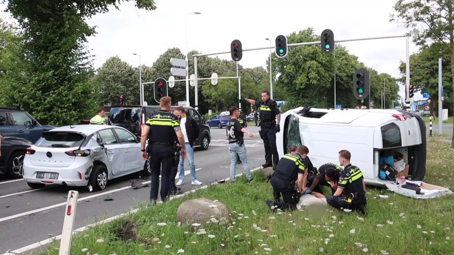 Achtervolging begint op de snelweg en eindigt op N44