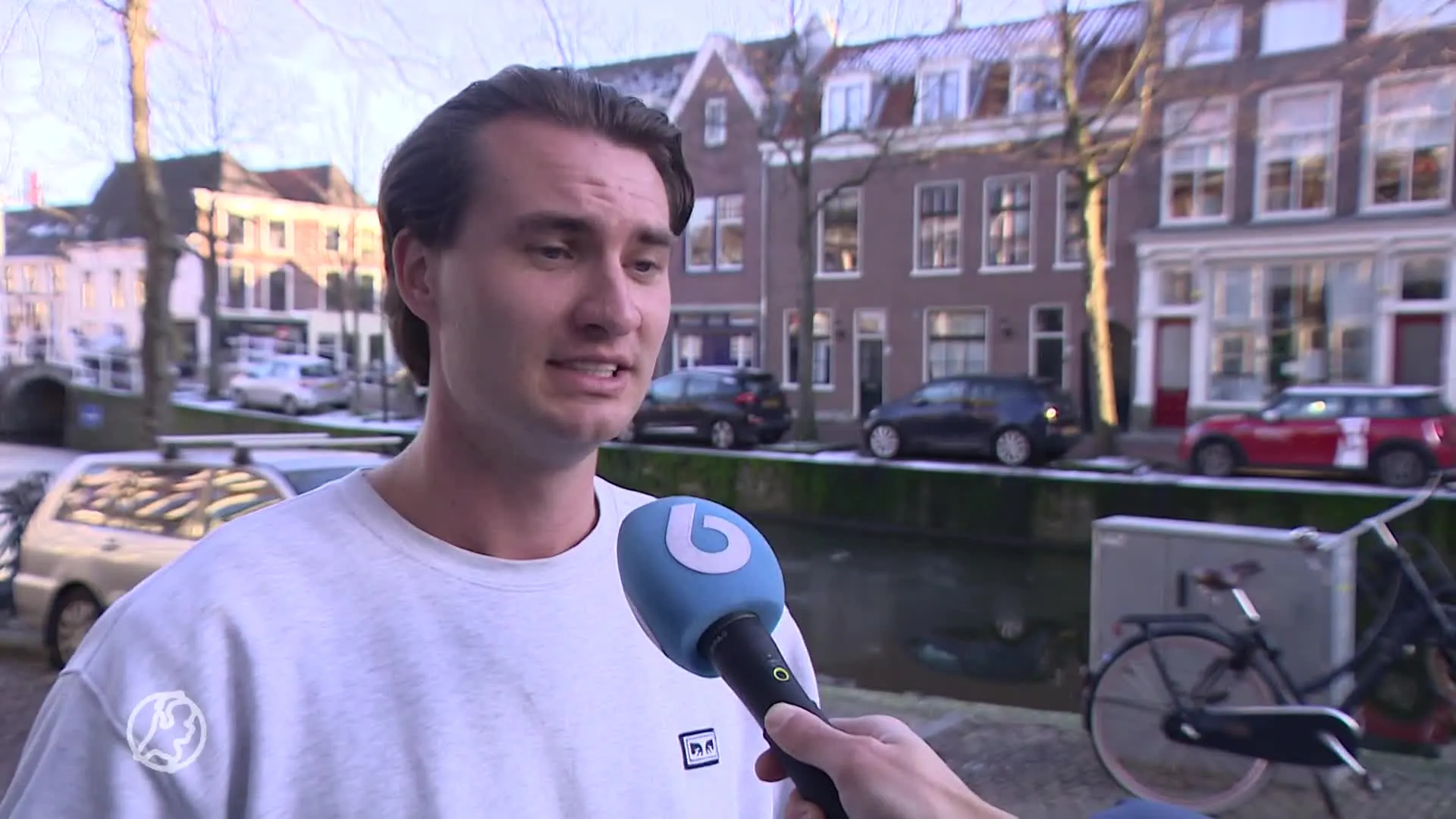 Max twijfelde geen seconde toen hij auto zag zinken: 'Moest nú handelen'