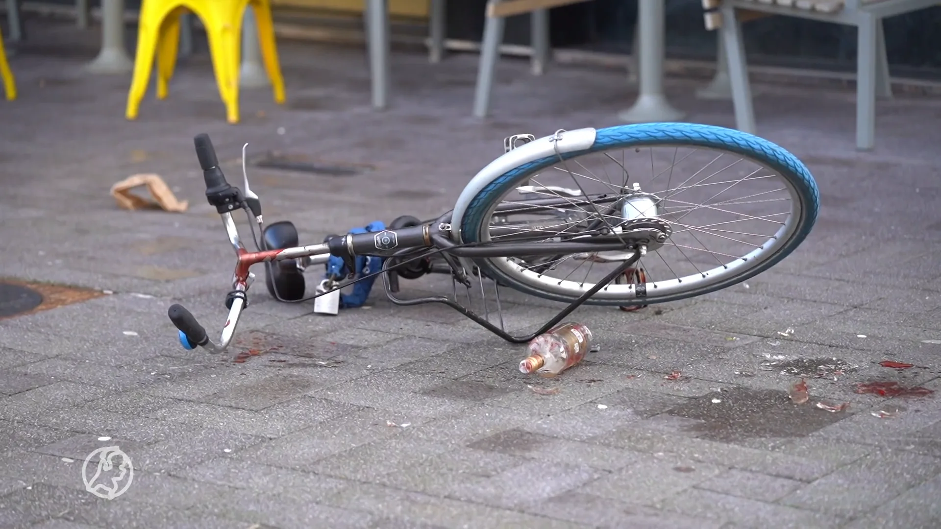 Zwaargewonde bij steekpartij met drankfles in Rotterdam