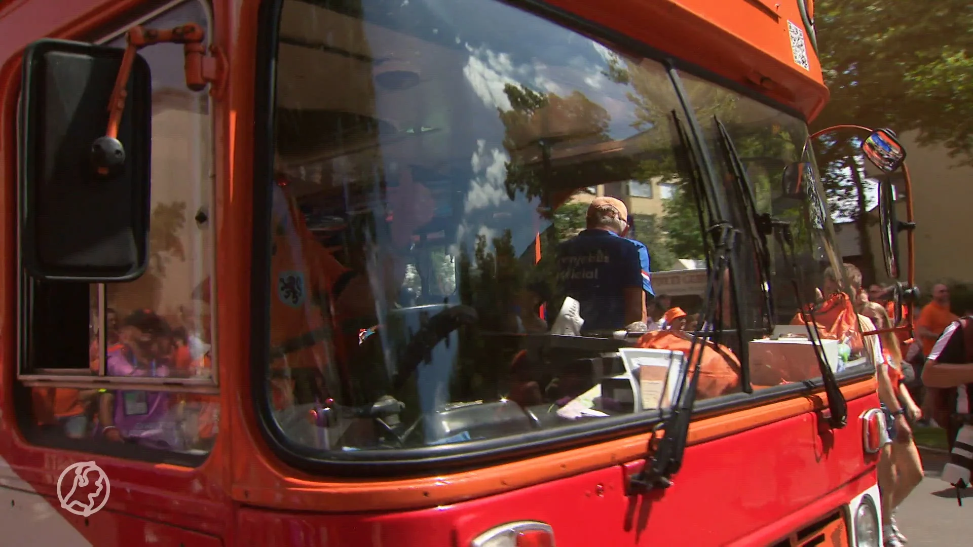 Oranjemars dinsdag in München nog onzeker