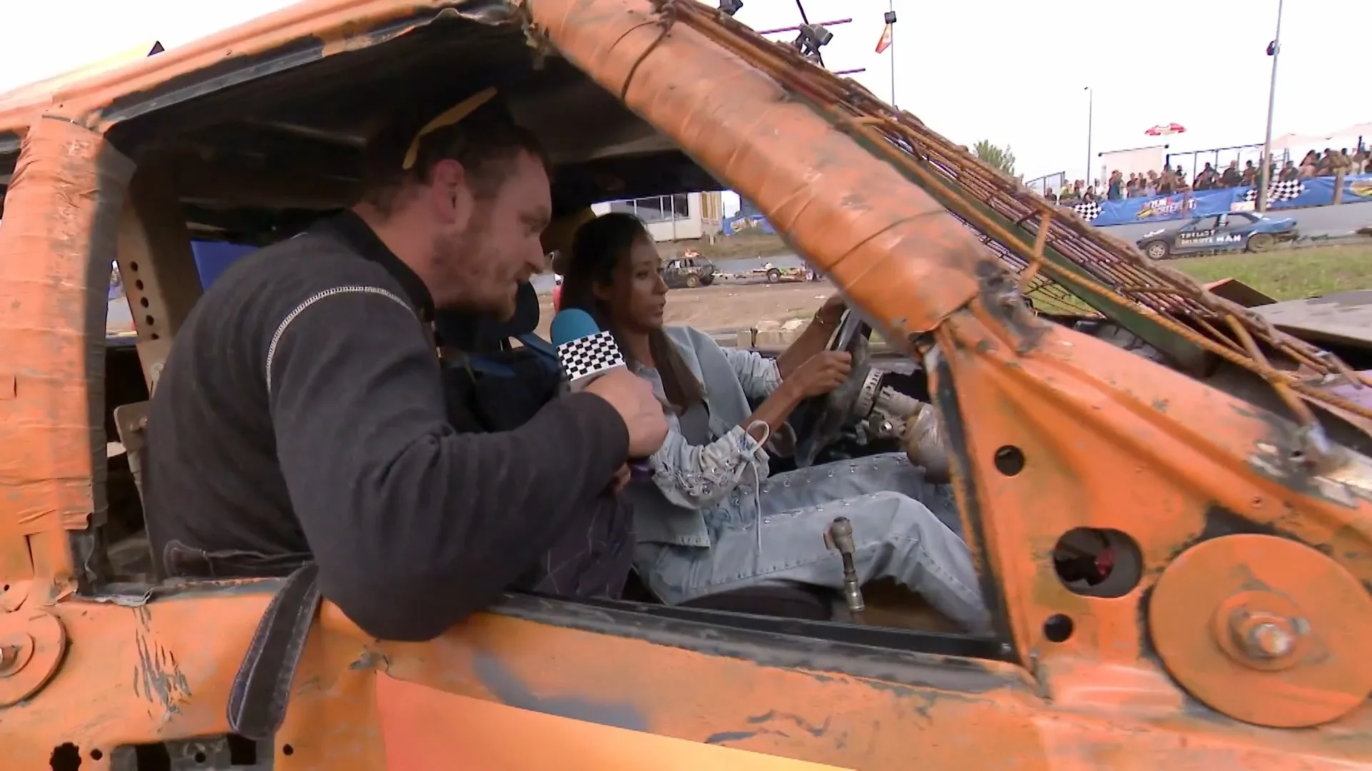 Airen scheurt erop los!