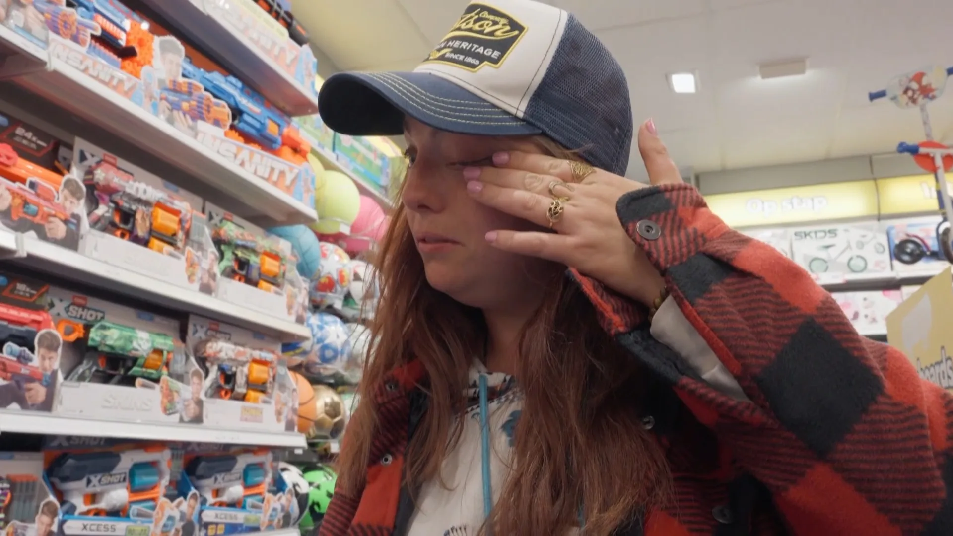 Dennis en Kayleigh gaan luxe shoppen