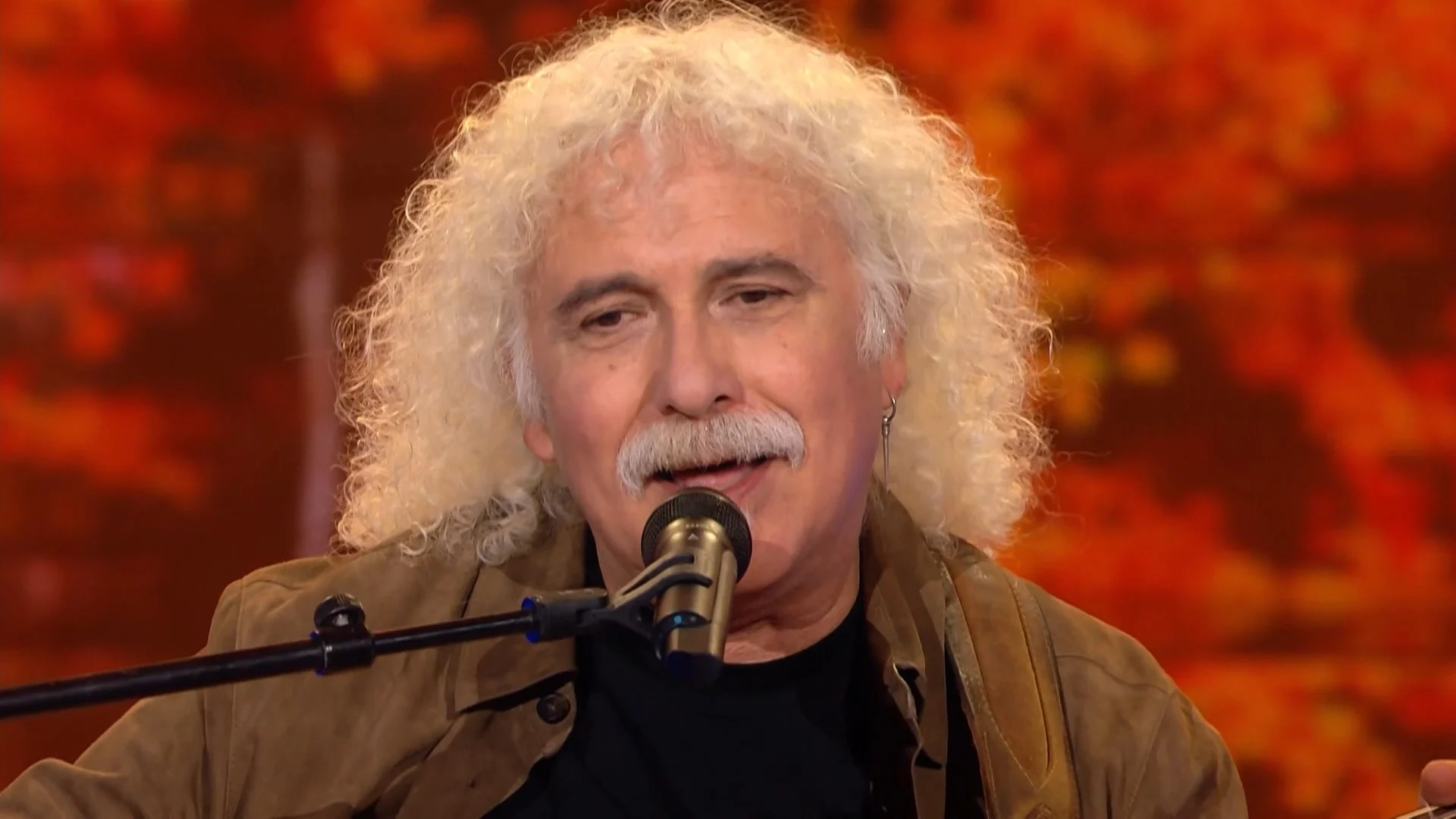 Moti - Country roads, take me home