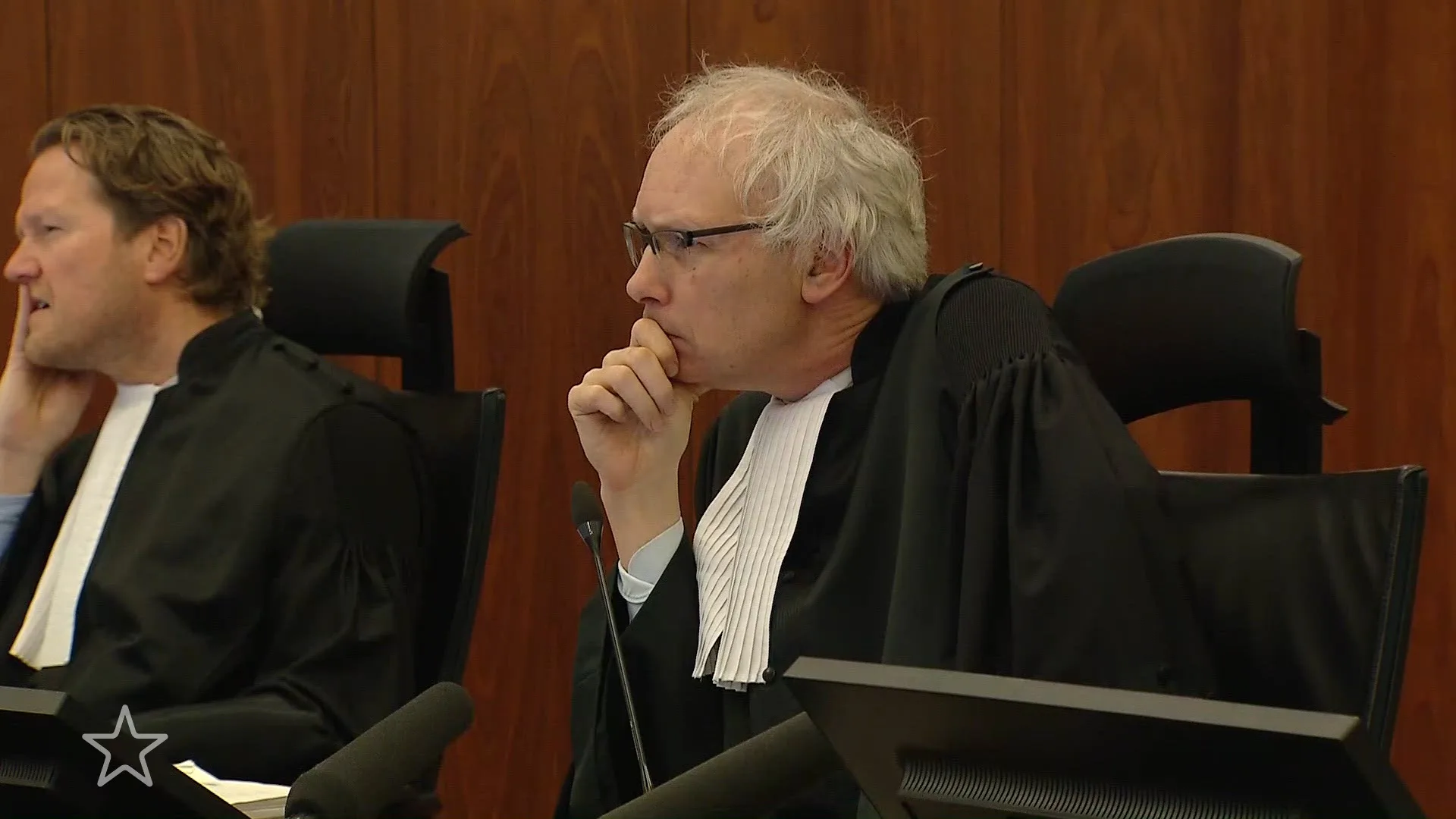 Ali B bij aanvang zitting: 'Ben symbool van MeToo-discussie'