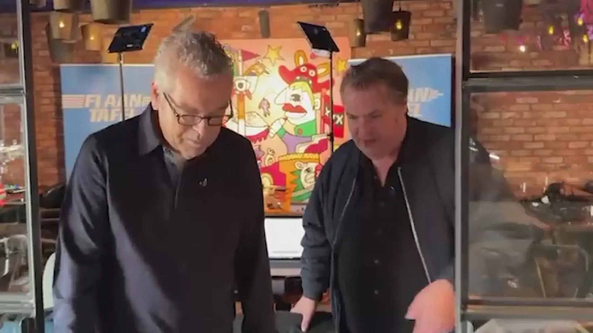 In de wandelgangen van F1 aan Tafel met Olav Mol en Frank Evenblij