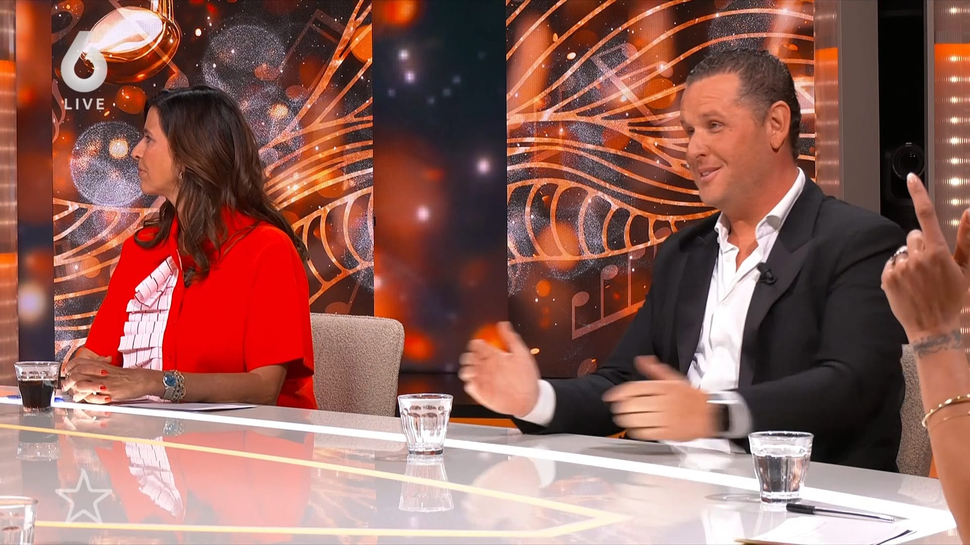 John West brengt nieuwe single uit samen met Lange Frans