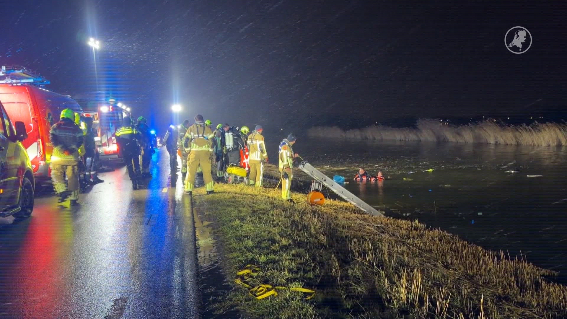 Bestuurder (27) overleden nadat auto te water raakt in Heerhugowaard