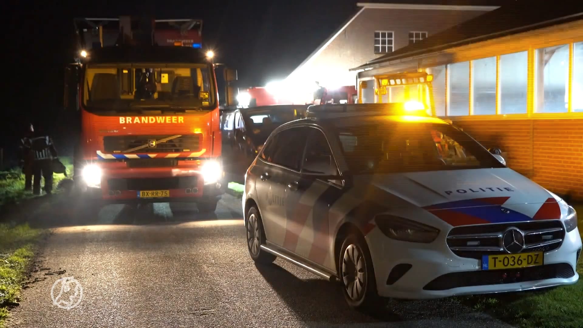 Meerdere dode kalfjes door stalbrand in het Overijsselse Holthone