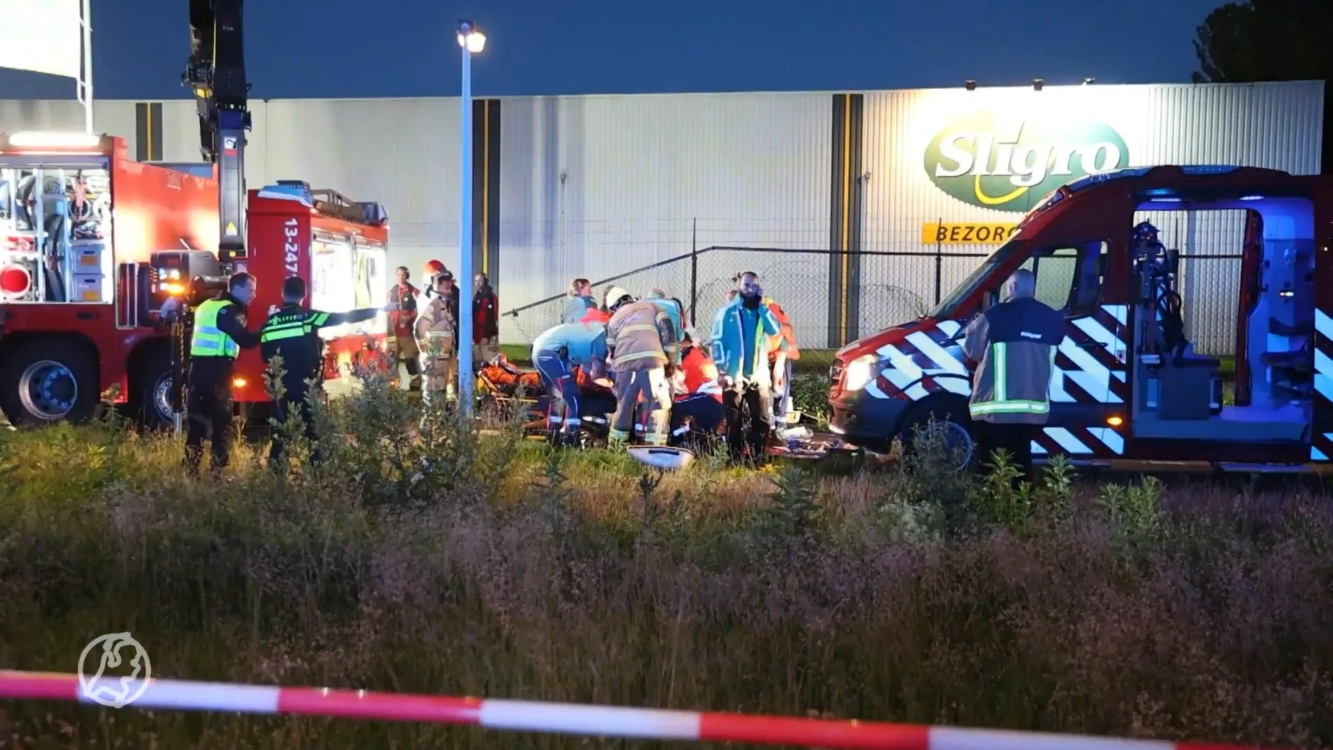 Een dode en zwaargewonde door verkeersongeluk in Amsterdam