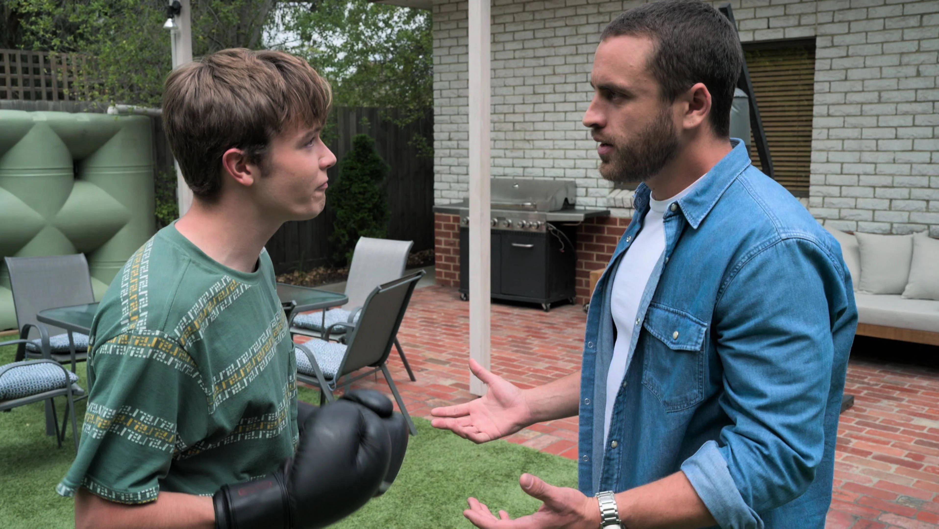 Neighbours (2023)