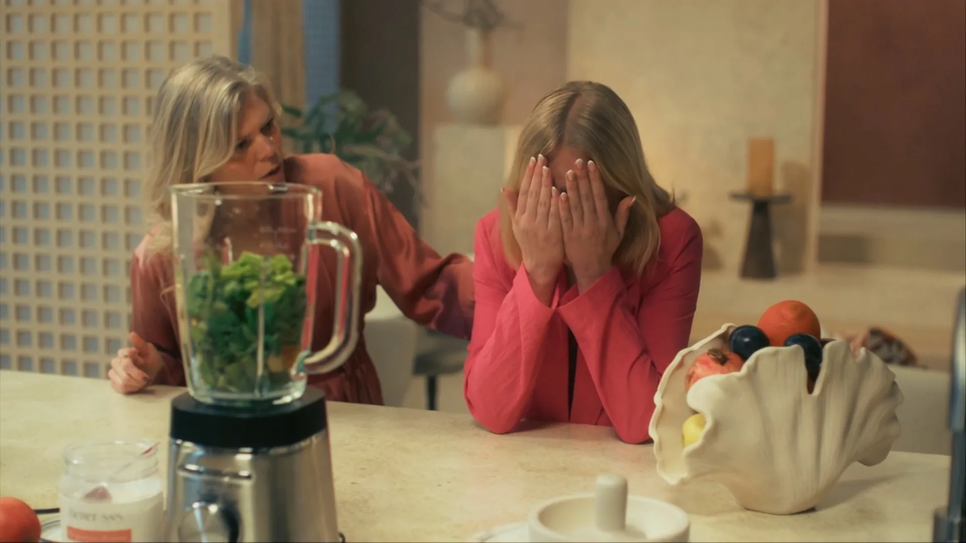 Een ongemakkelijk moment voor Claire