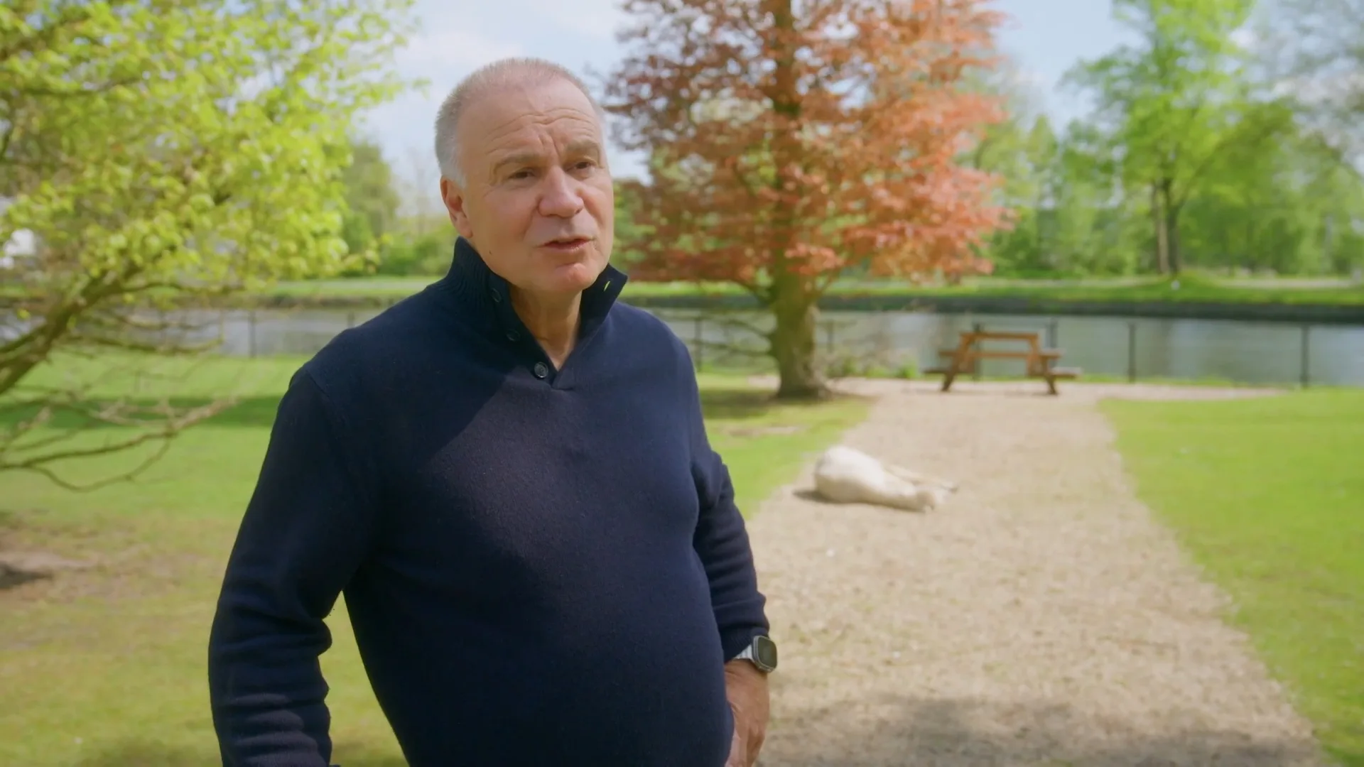 René had ruzie met Sandra om mini-koe: "De koe eruit of ik!"