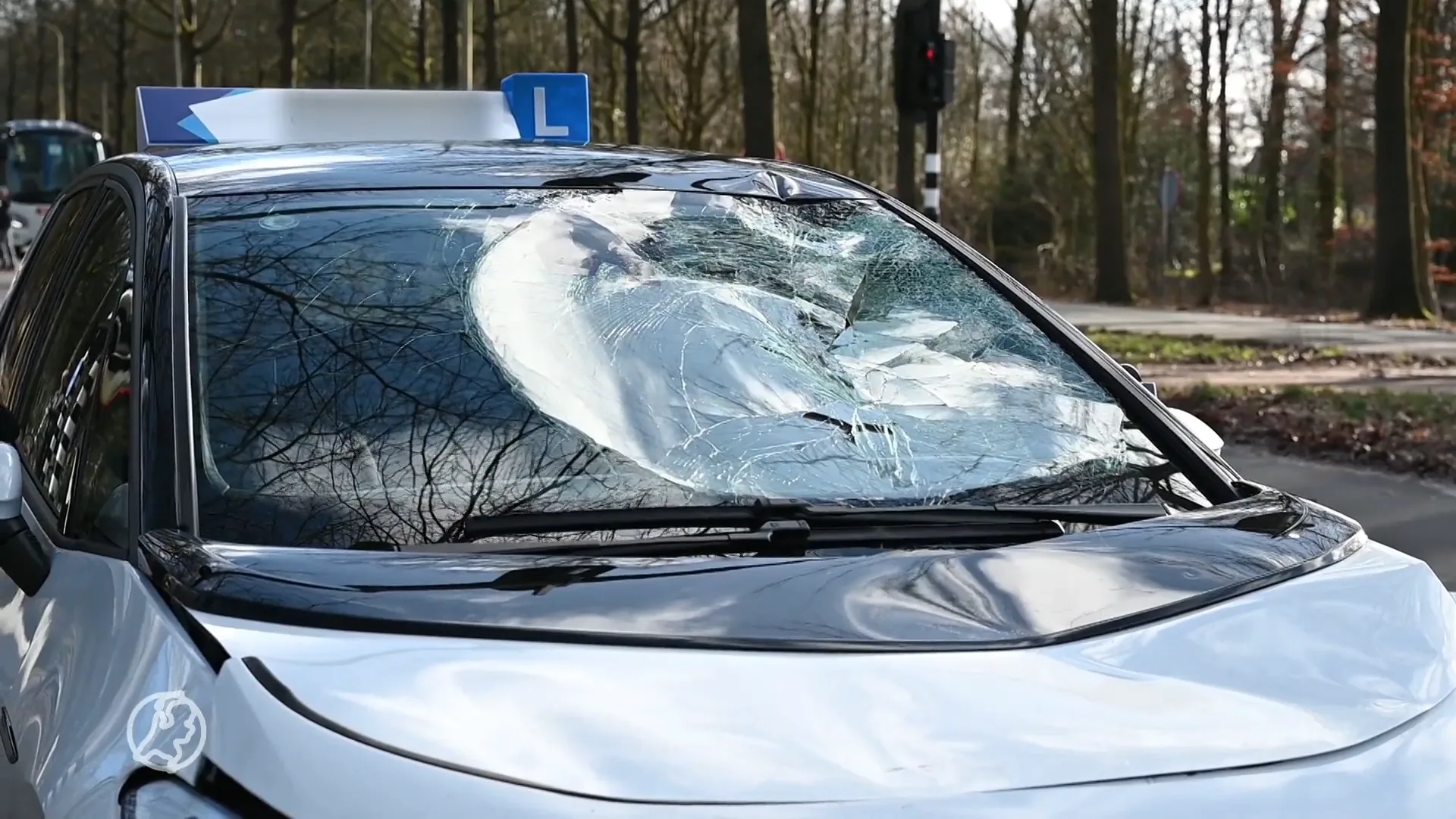 Lesauto schept fietsster in Tilburg, meisje zwaargewond