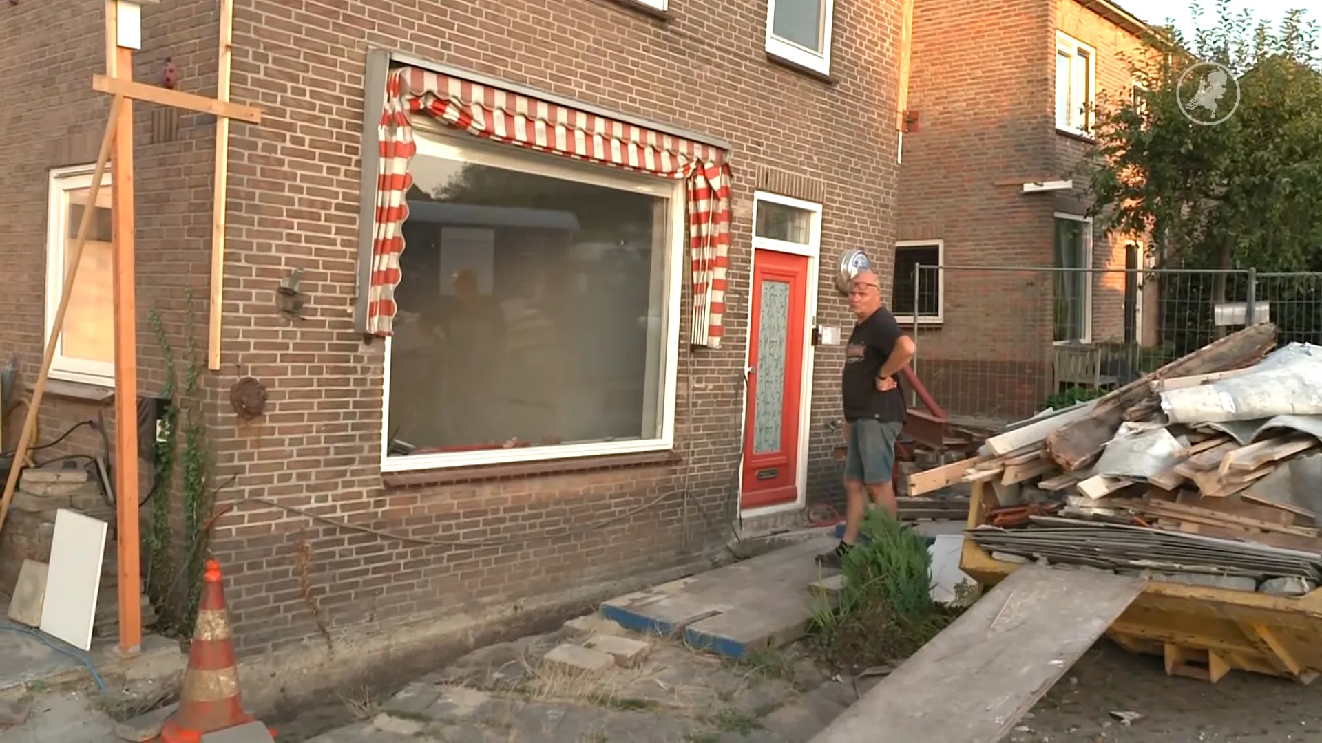 Woning lijkt op mini Toren van Pisa na verzakking van 51 centimeter