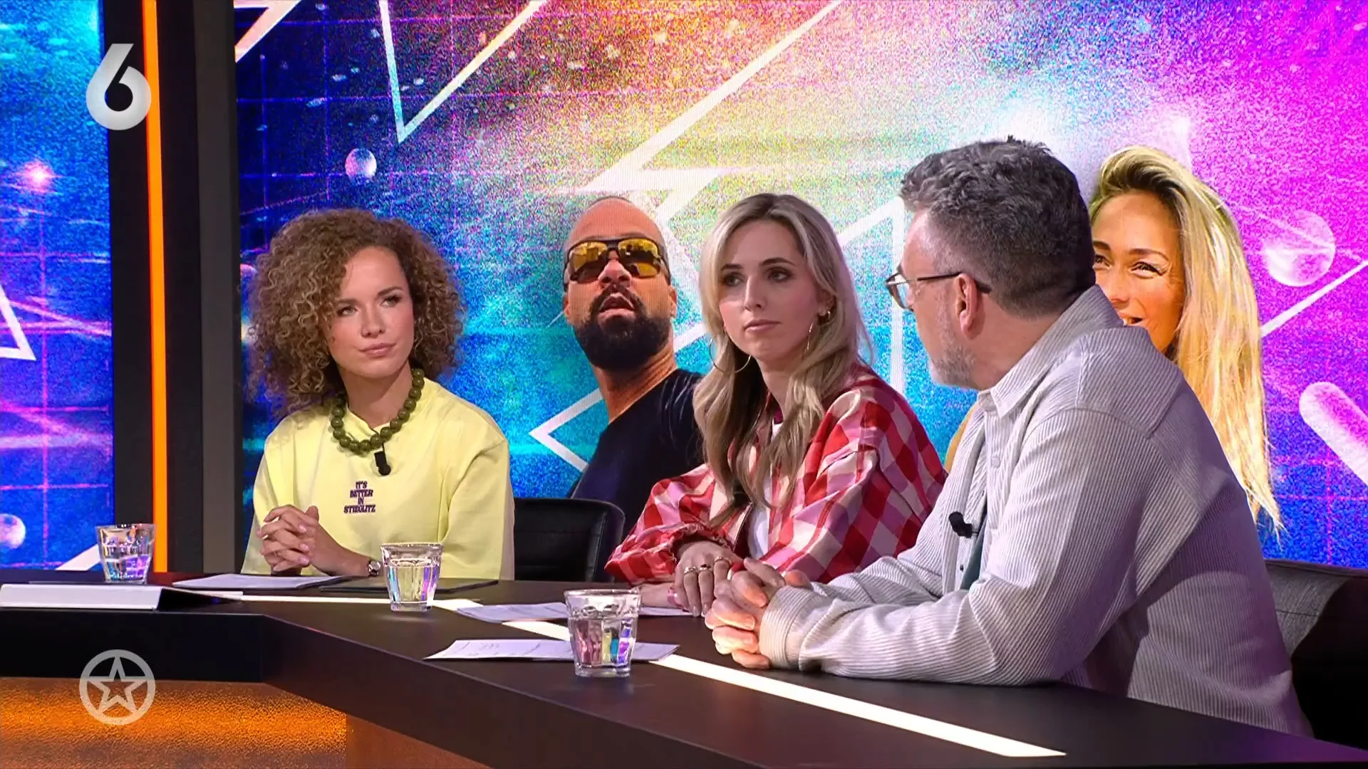 2 Brothers on the 4th Floor maakt comeback