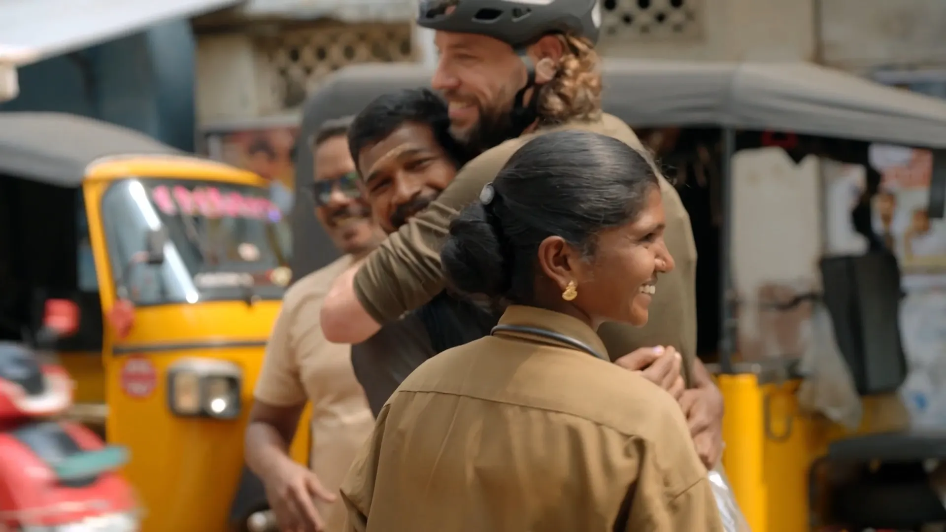 Thomas Dekker rijdt fietser aan in India
