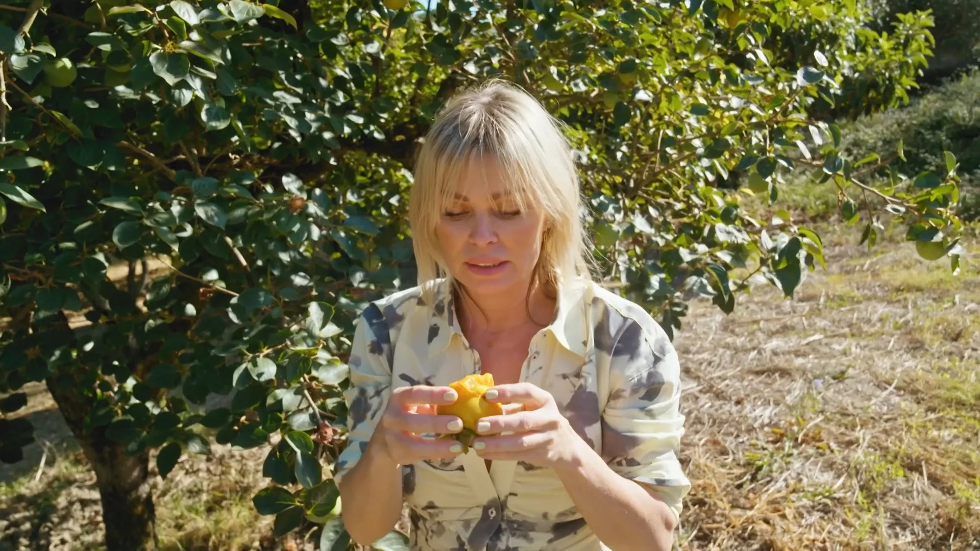 Bridget komt bedrogen uit bij de appelbomen