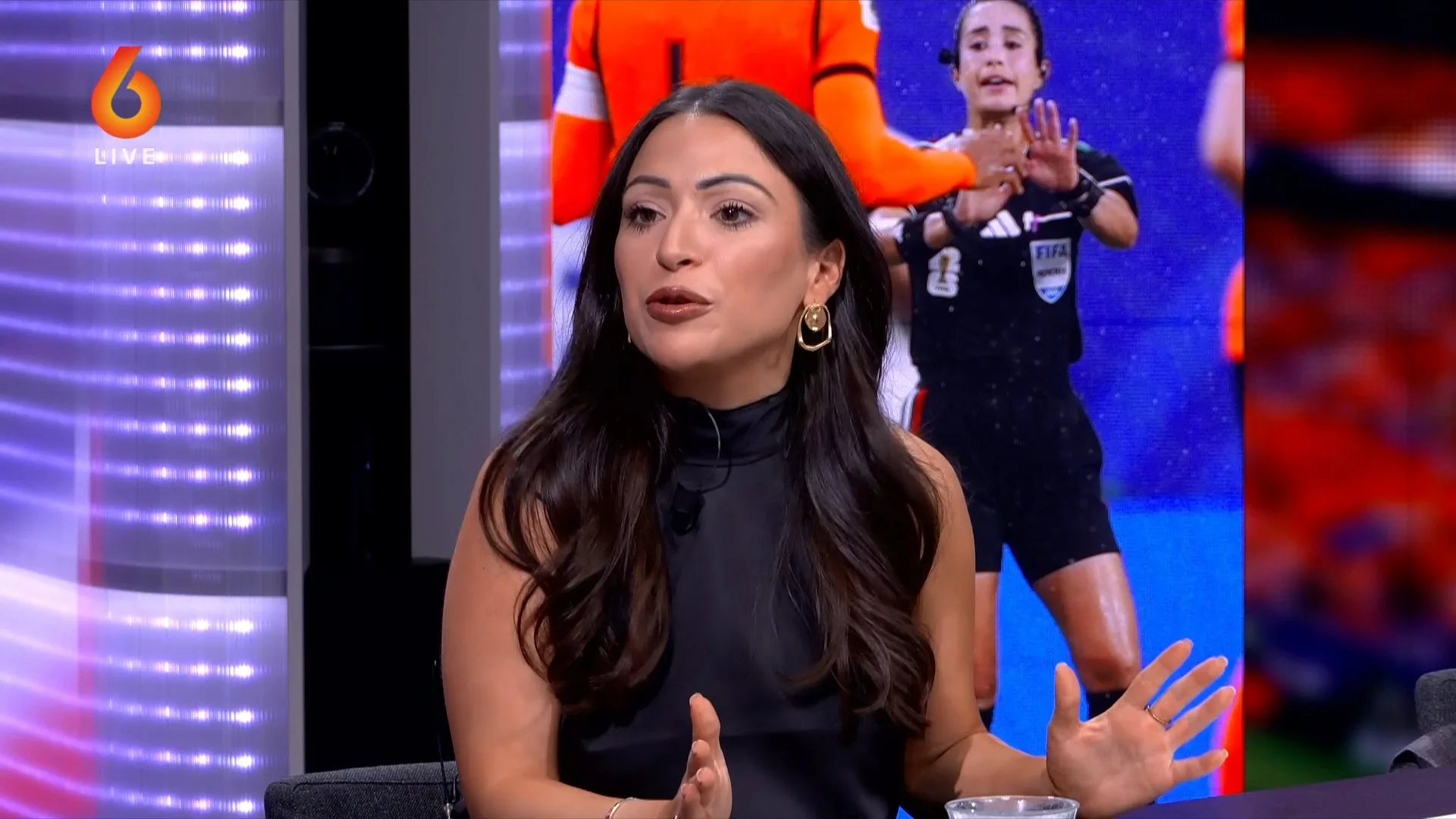 Lale Gül: ‘Waarom zou een vrouw niet kunnen fluiten?’