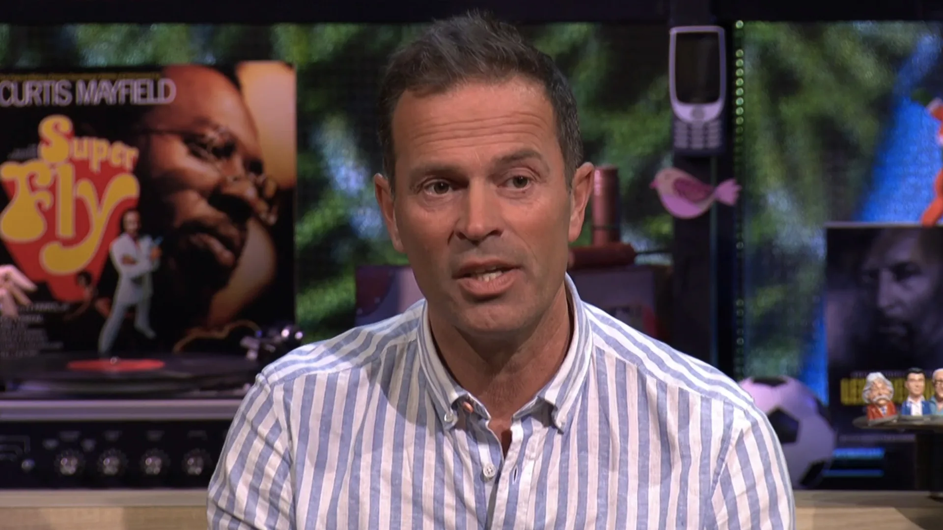 Bas Nijhuis beoordeelt collega's: wie vindt hij een goede scheidsrechter?