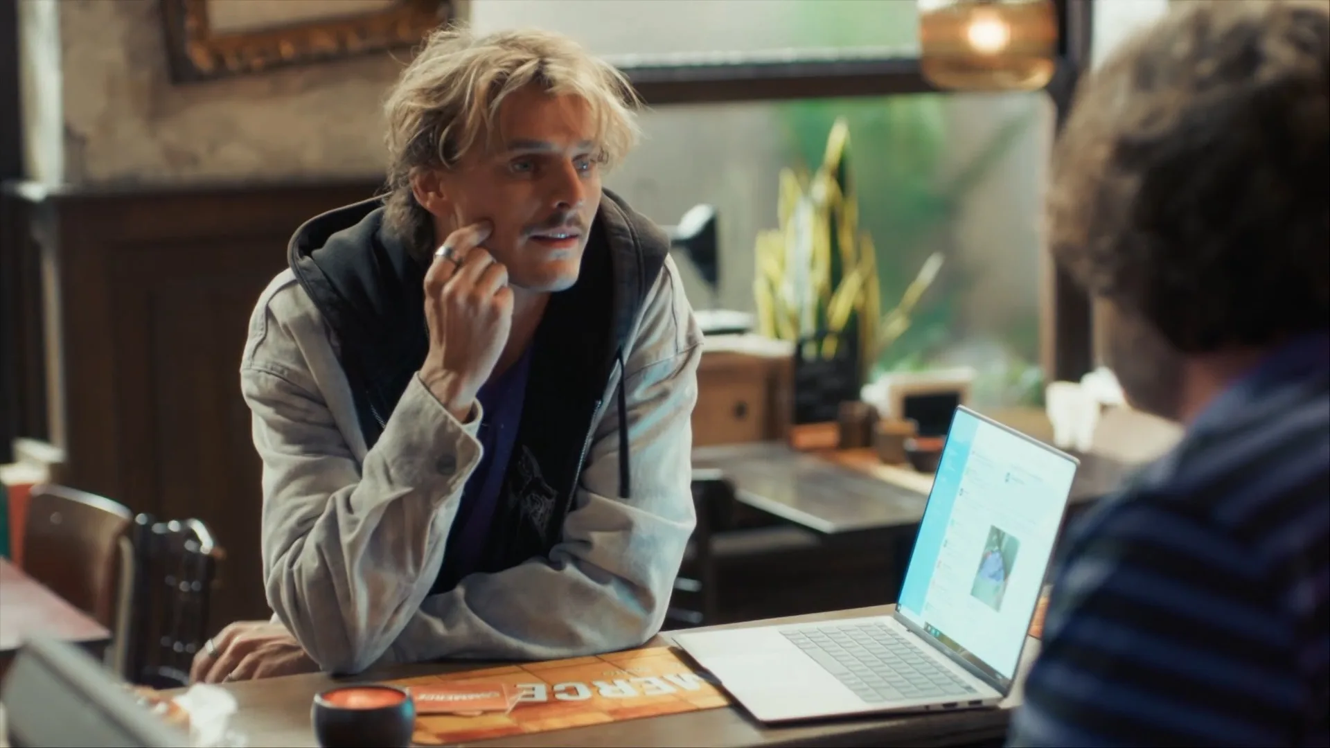 Justin heeft wat uit te leggen