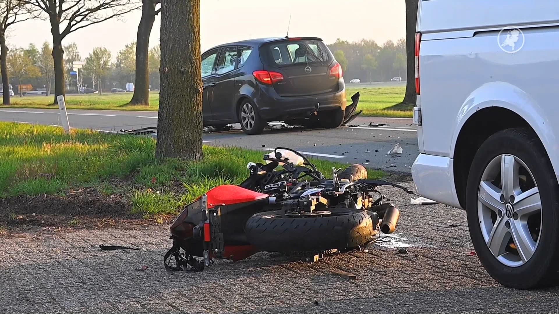 Dode bij ongeval met motor in Budel