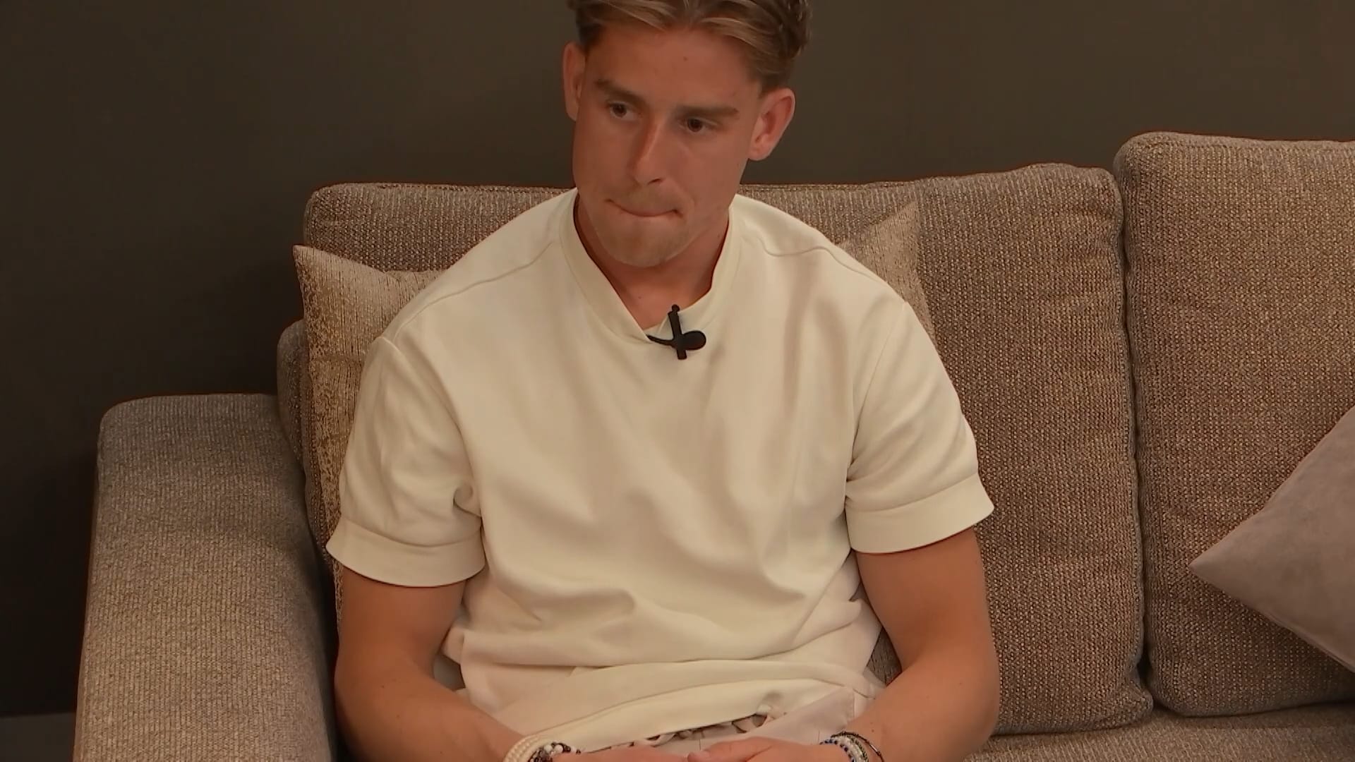 Robert is veranderd: 'Wat ben je nou aan het doen?'