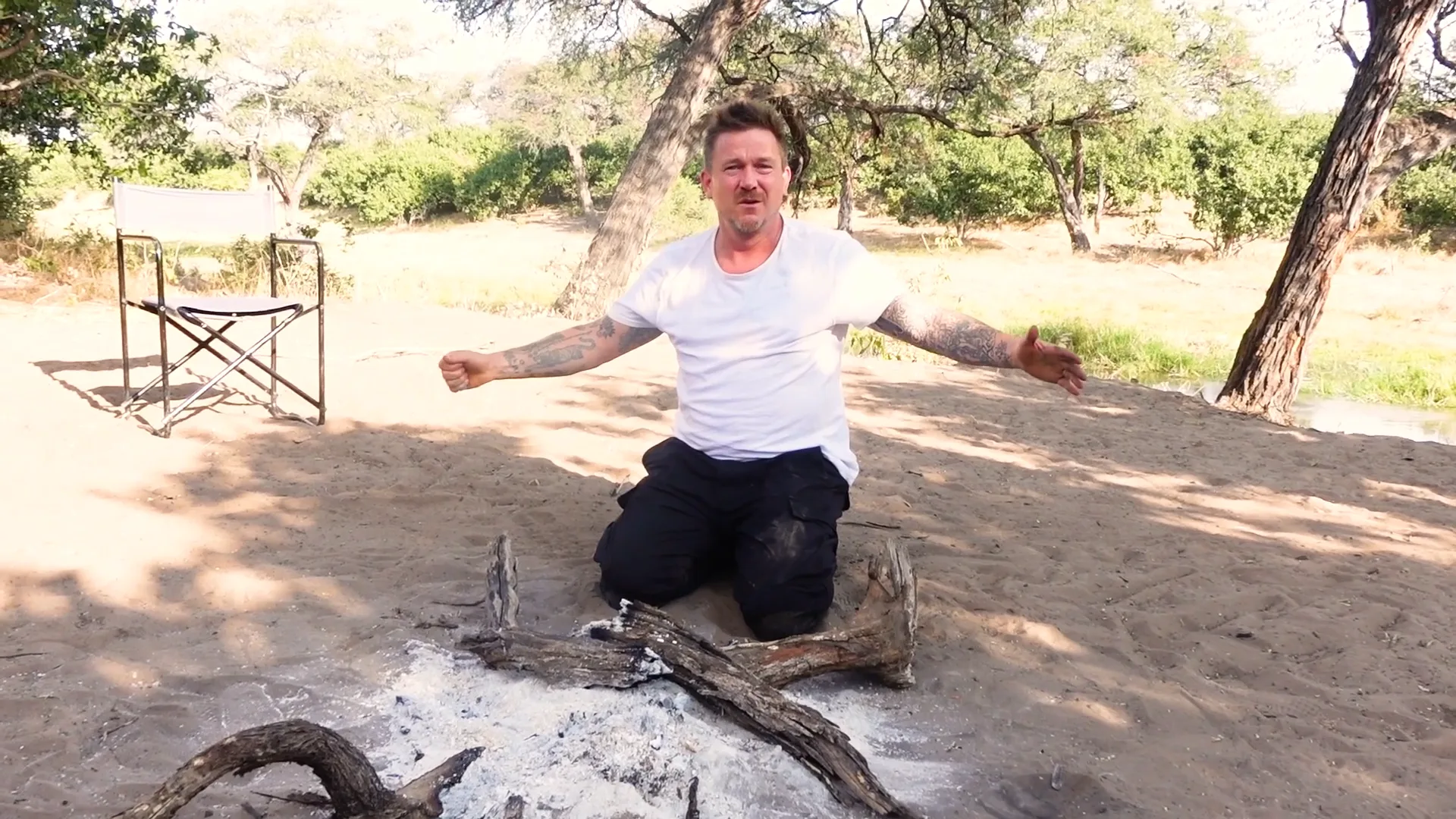 Hier moet Johnny de Mol naar de WC!