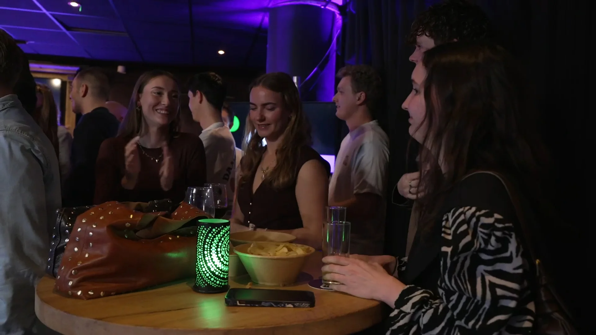 Optreden Wilfred Genee: Zomaar Een Avond In De Kroeg