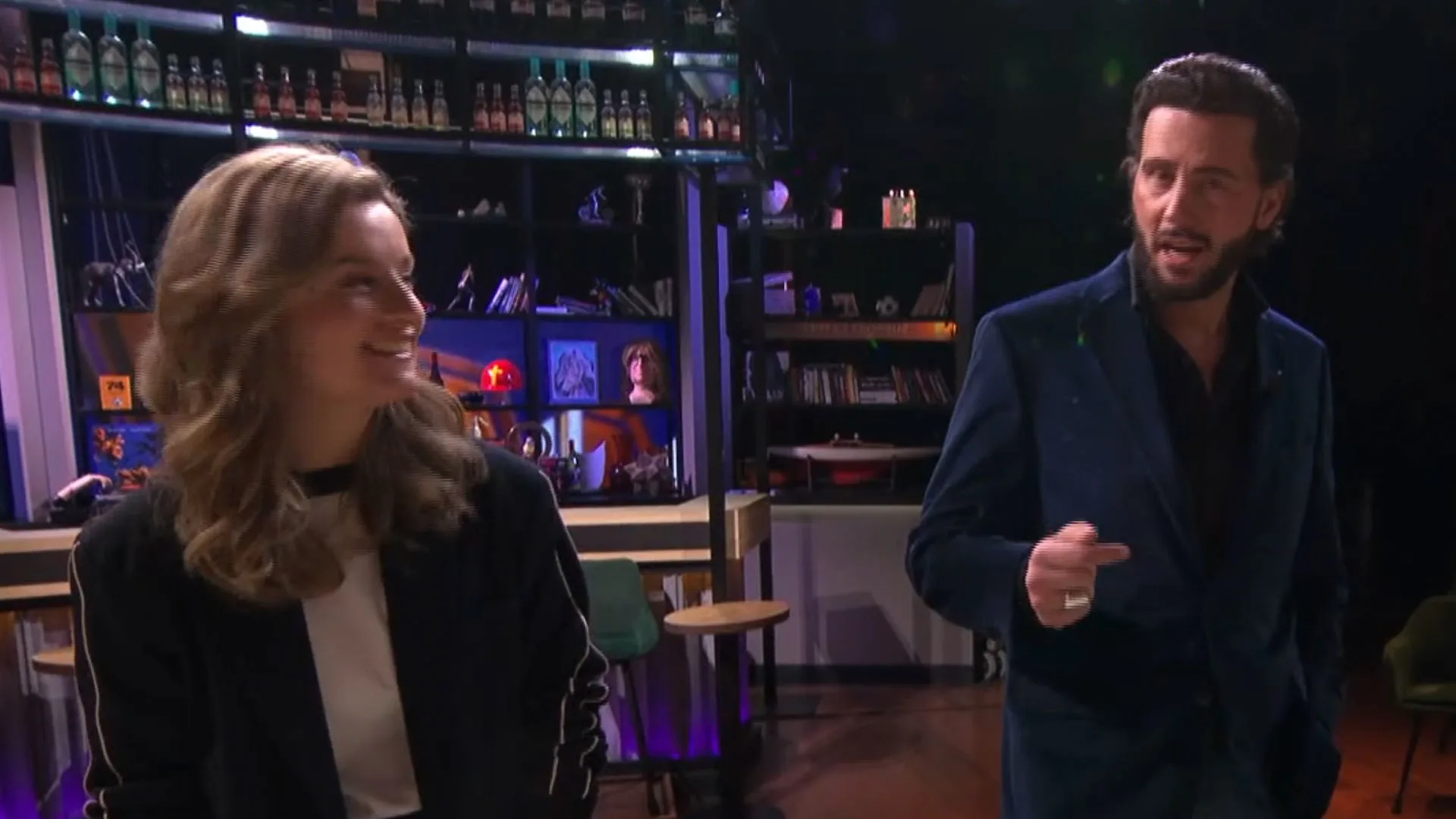 Prachtig! Bouke zingt stukje a cappella In de Wandelgangen: 'Zo lekker dit!'